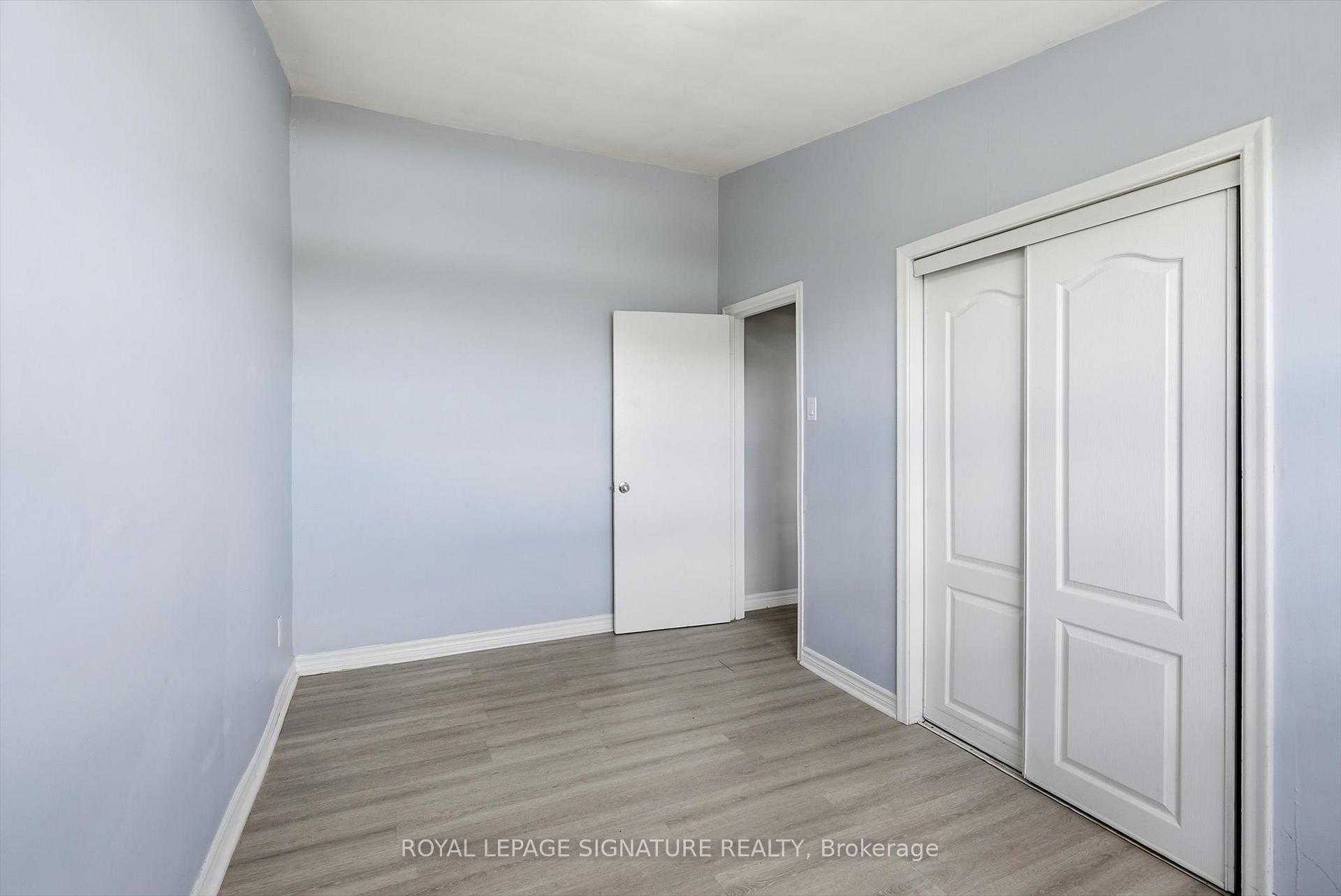 Photo 14 of Unit 301, 49 Cuffley Crescent S, North York, Downsview-Roding-CFB — HOMEH