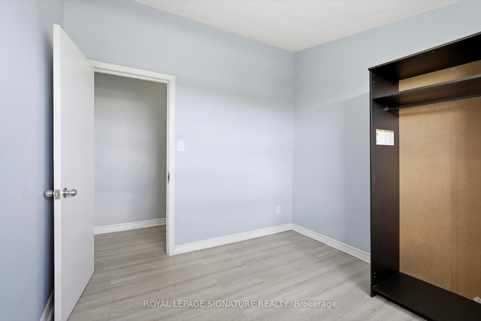 Photo 17 of Unit 301, 49 Cuffley Crescent S, North York, Downsview-Roding-CFB — HOMEH