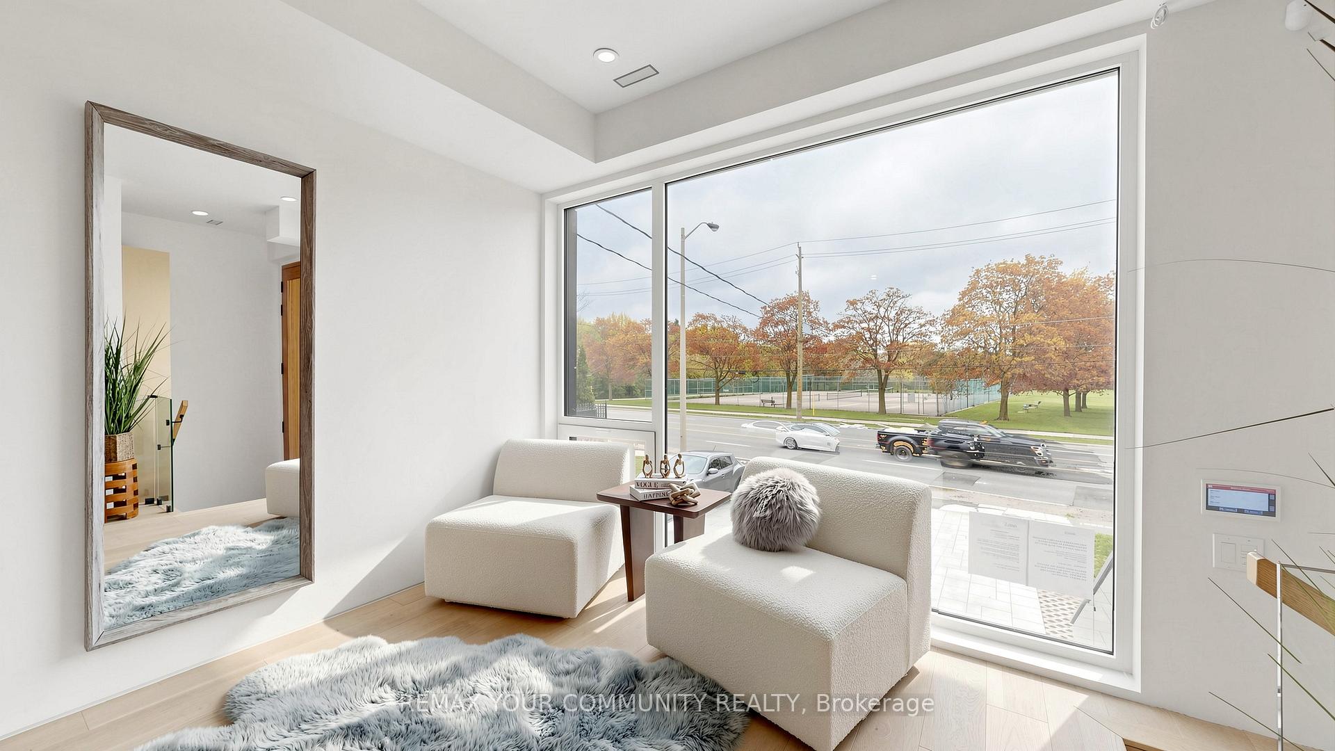 Photo 14 of 2970A Bayview Avenue, North York, Willowdale East — HOMEH