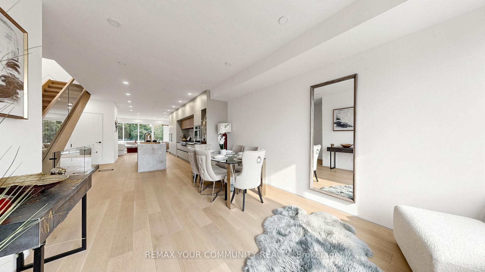 Photo 15 of 2970A Bayview Avenue, North York, Willowdale East — HOMEH