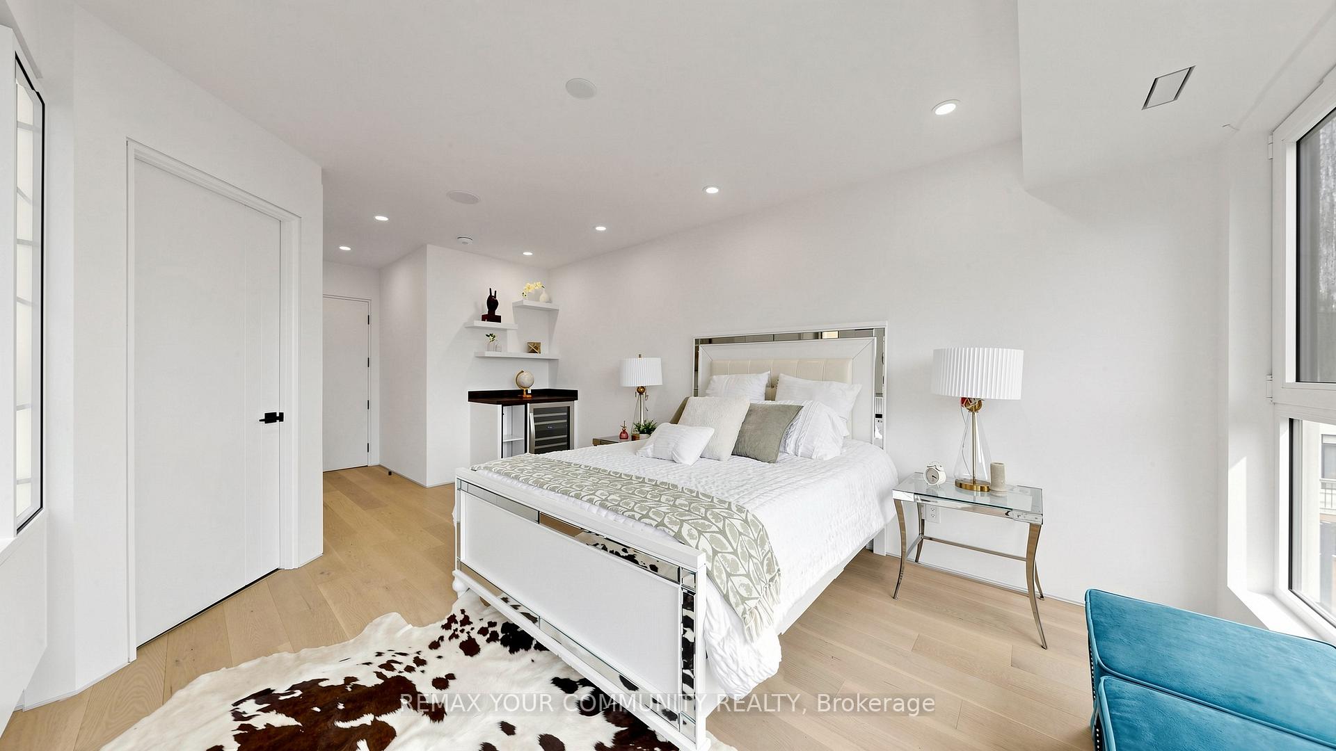 Photo 20 of 2970A Bayview Avenue, North York, Willowdale East — HOMEH