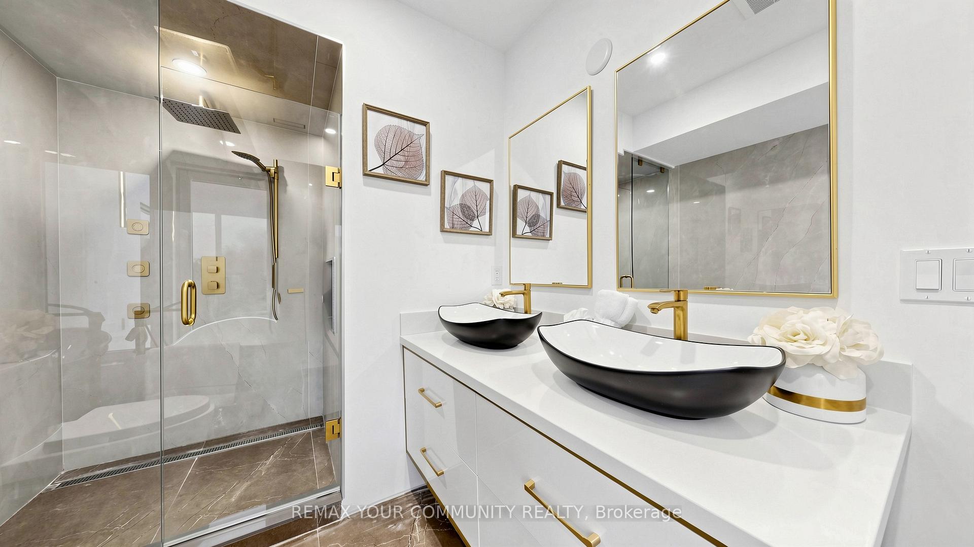 Photo 22 of 2970A Bayview Avenue, North York, Willowdale East — HOMEH