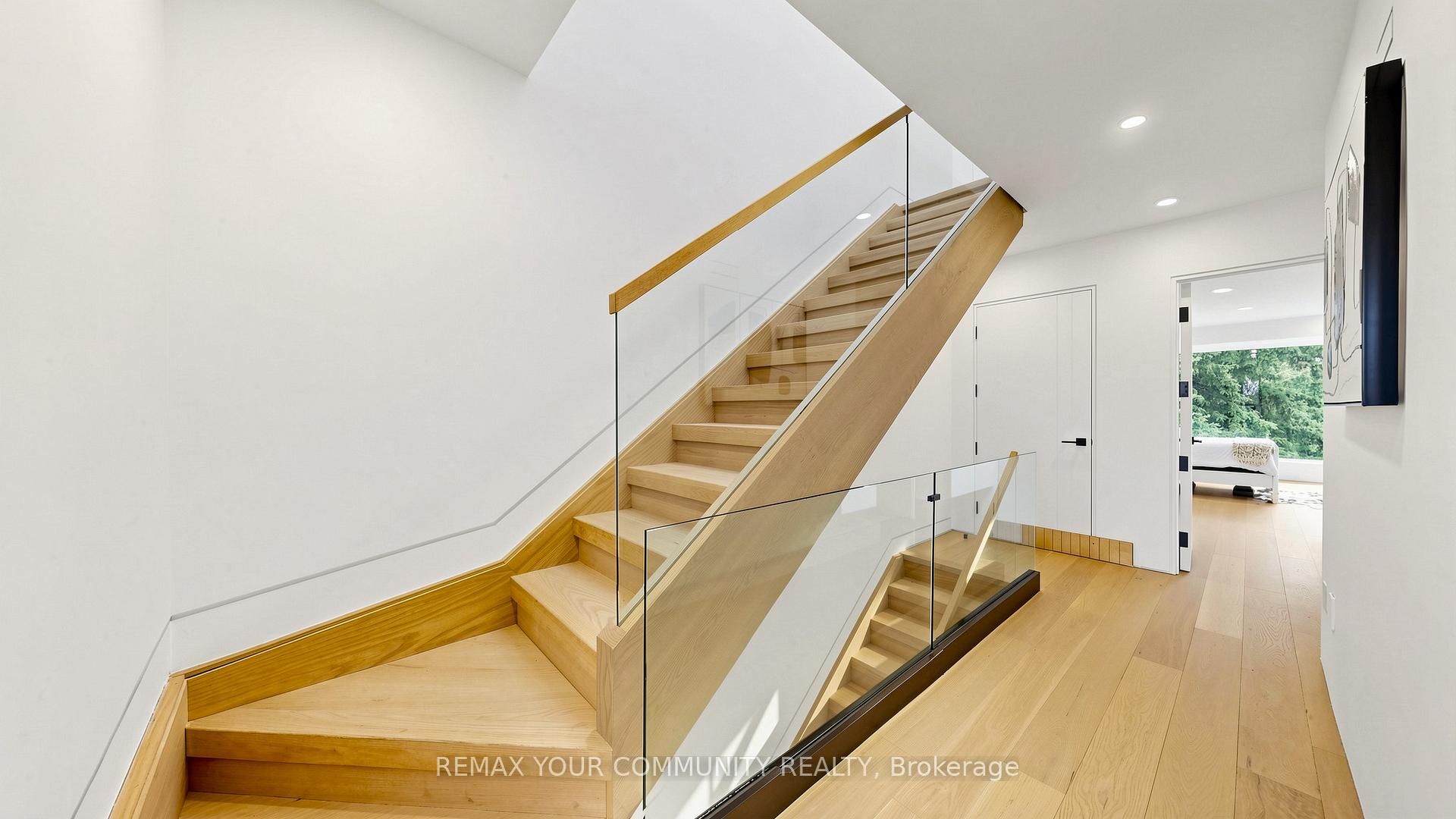 Photo 28 of 2970A Bayview Avenue, North York, Willowdale East — HOMEH