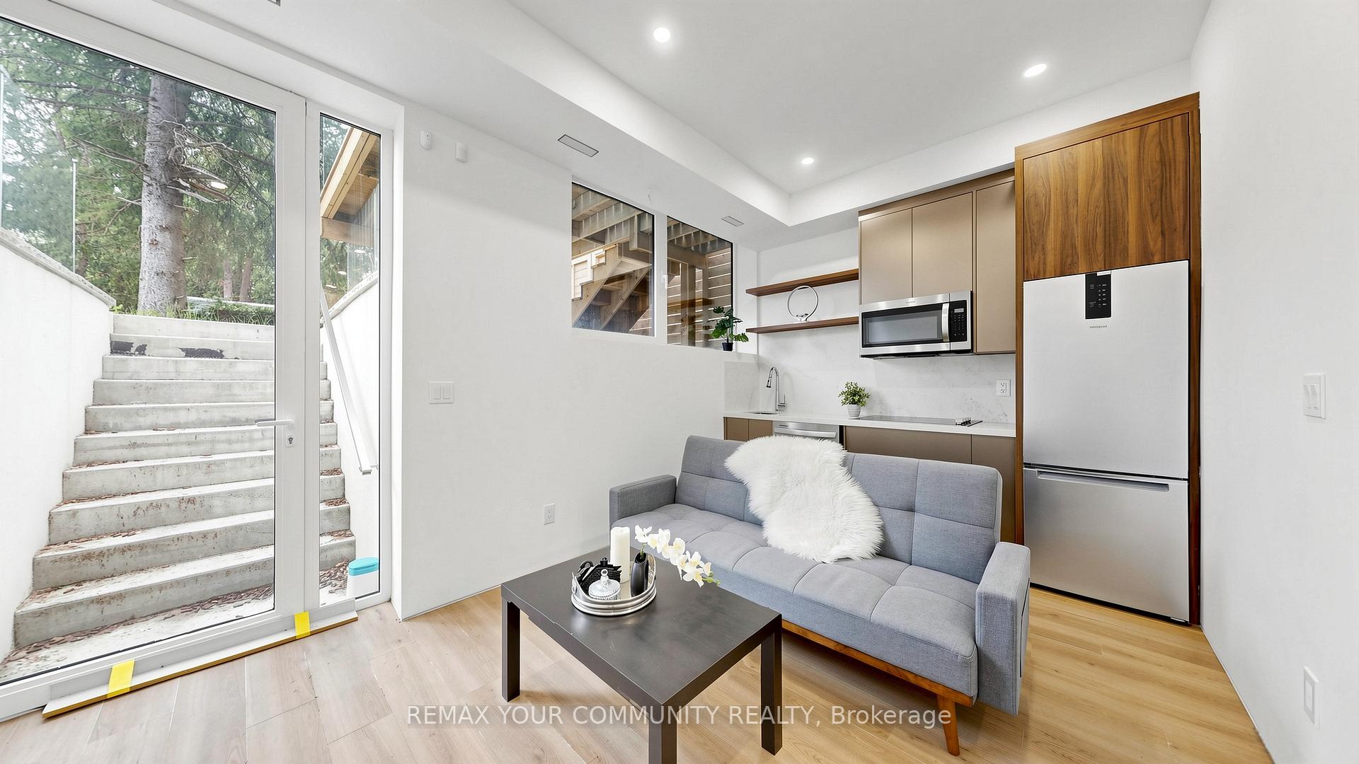 Photo 38 of 2970A Bayview Avenue, North York, Willowdale East — HOMEH