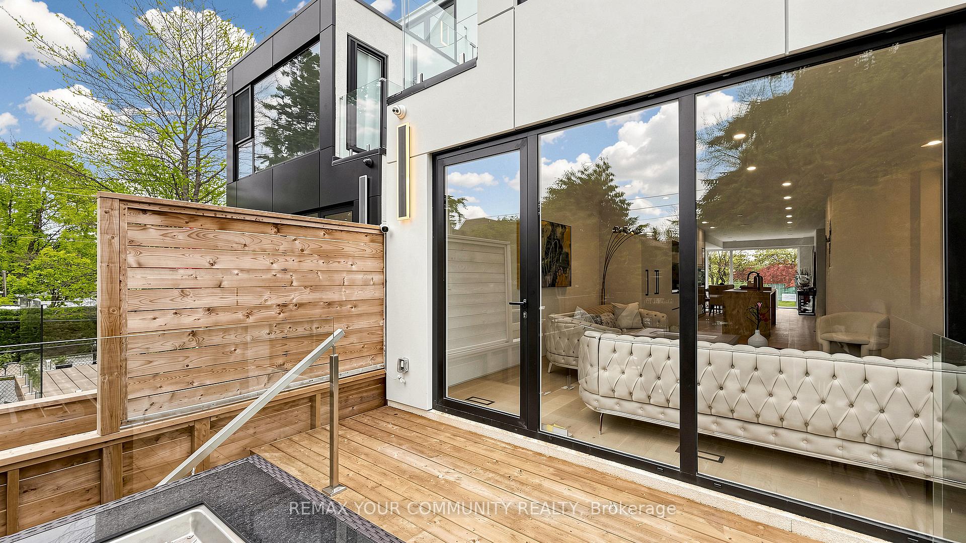 Photo 46 of 2970A Bayview Avenue, North York, Willowdale East — HOMEH