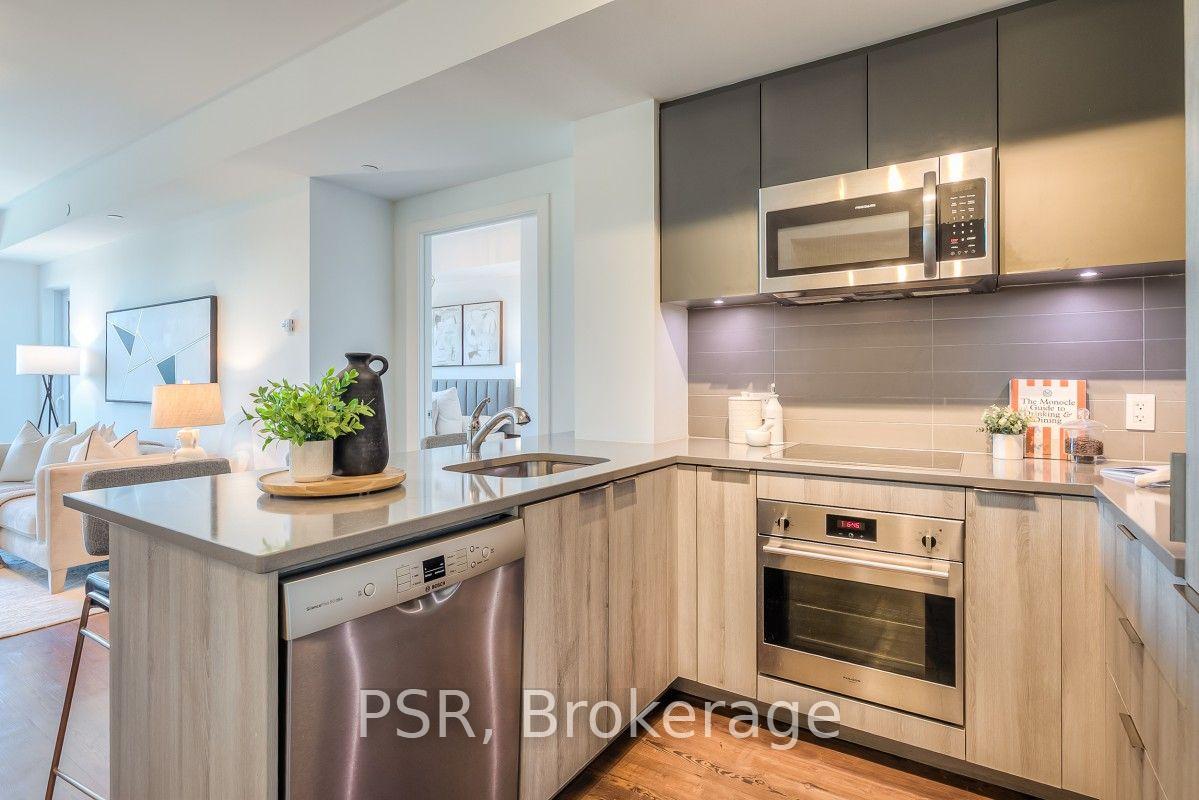 Photo 15 of Unit 605, 223 St Clair Avenue, Toronto, Yonge-St. Clair — HOMEH