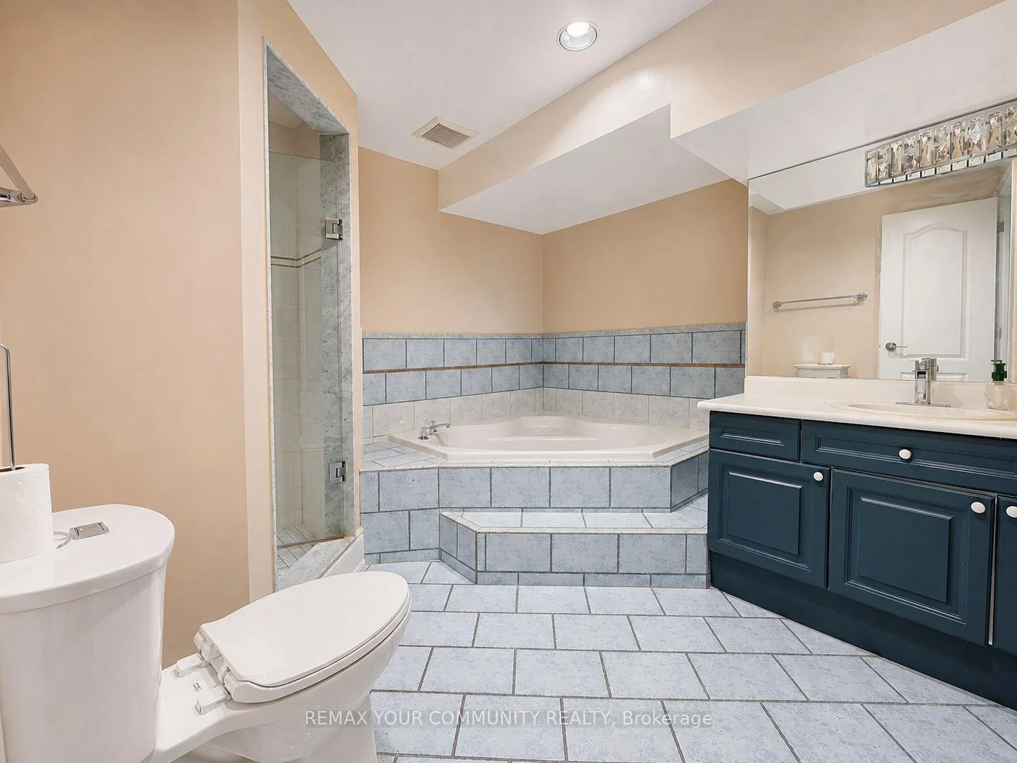 Photo 7 of Unit Bsmt, 17 Morden Crescent, Ajax, Central West — HOMEH