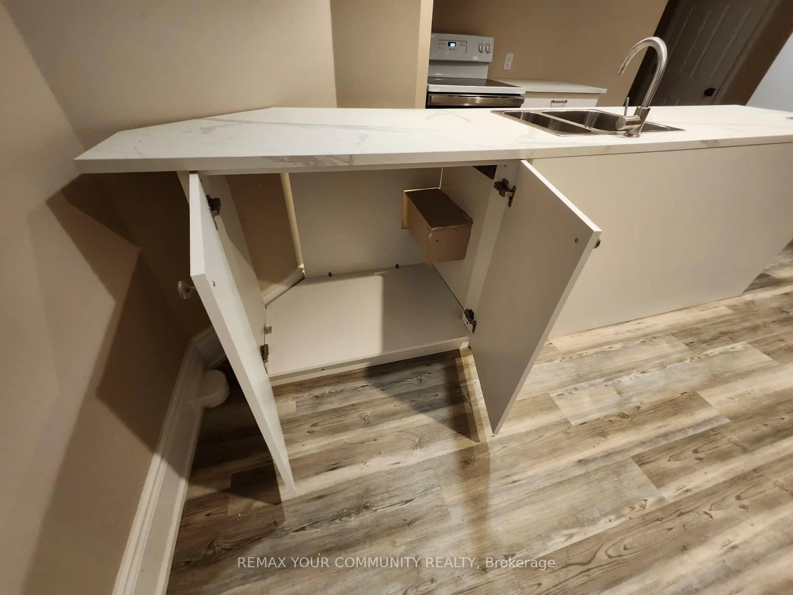 Photo 8 of Unit Bsmt, 17 Morden Crescent, Ajax, Central West — HOMEH