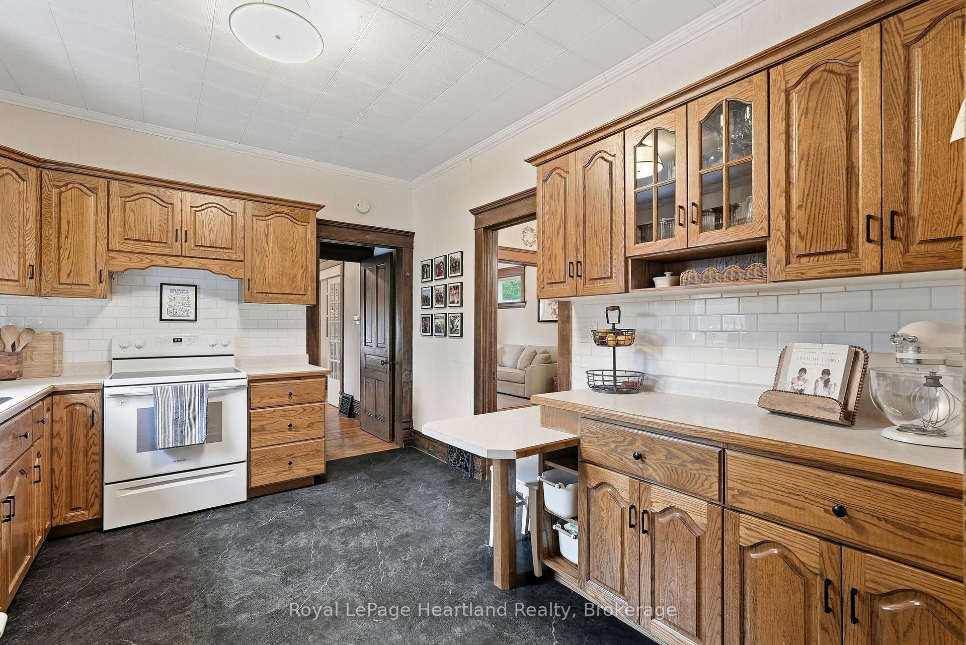 Photo 15 of 184 Main Street, North Perth, Elma — HOMEH