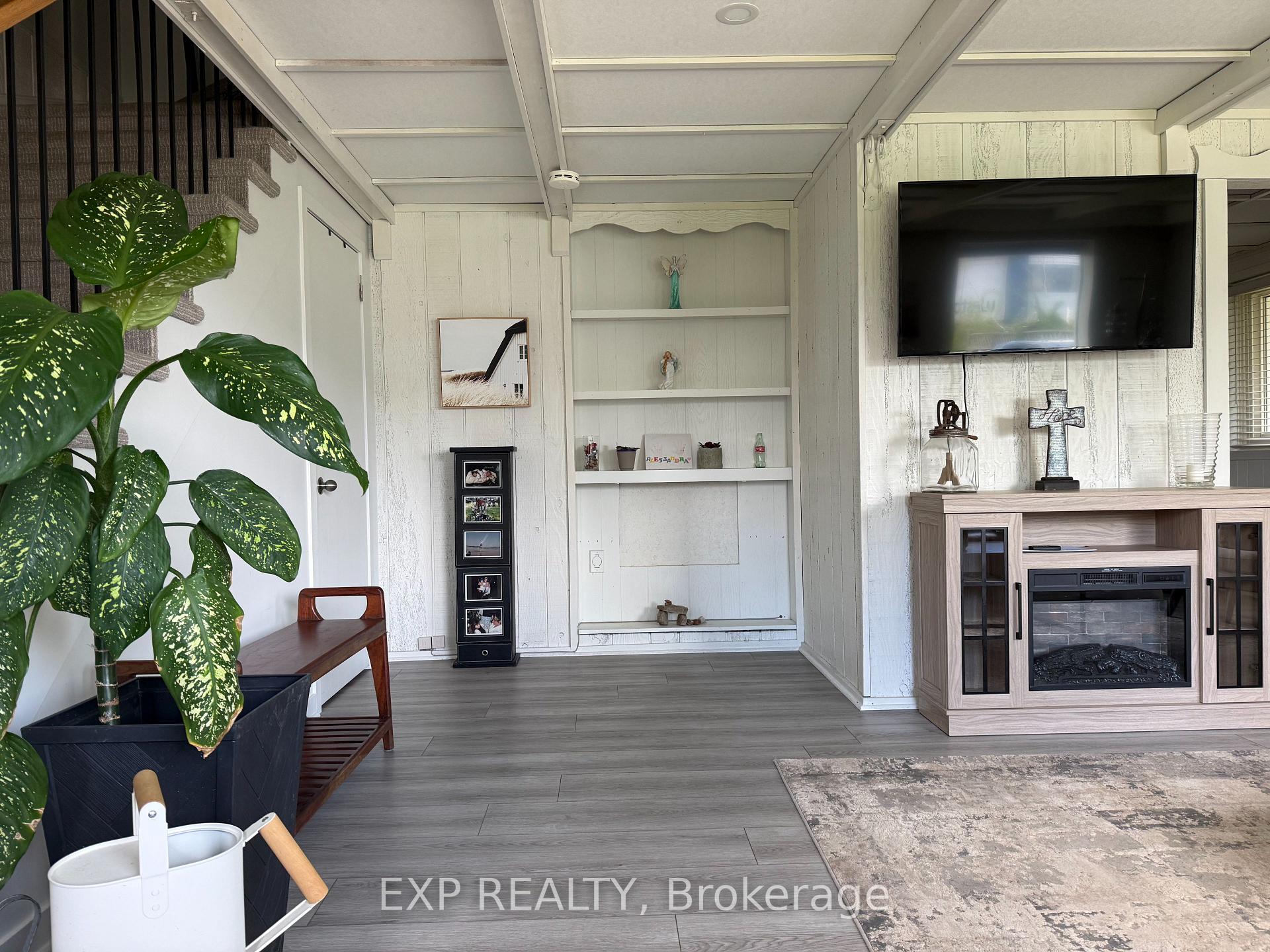 Photo 11 of 4630 Durham Road, Lincoln, Beamsville — HOMEH