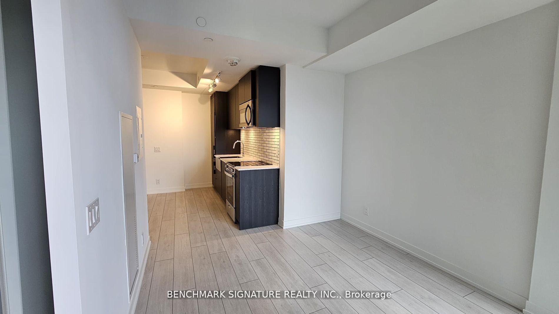 Photo 9 of Unit 814, 270 Dufferin Street, Toronto, South Parkdale — HOMEH