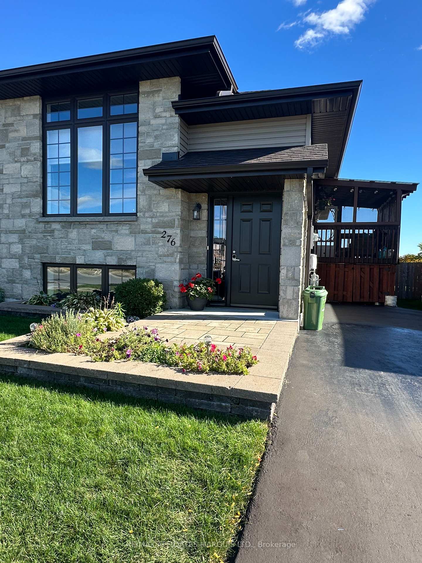 Photo of 276 Bellwood Drive