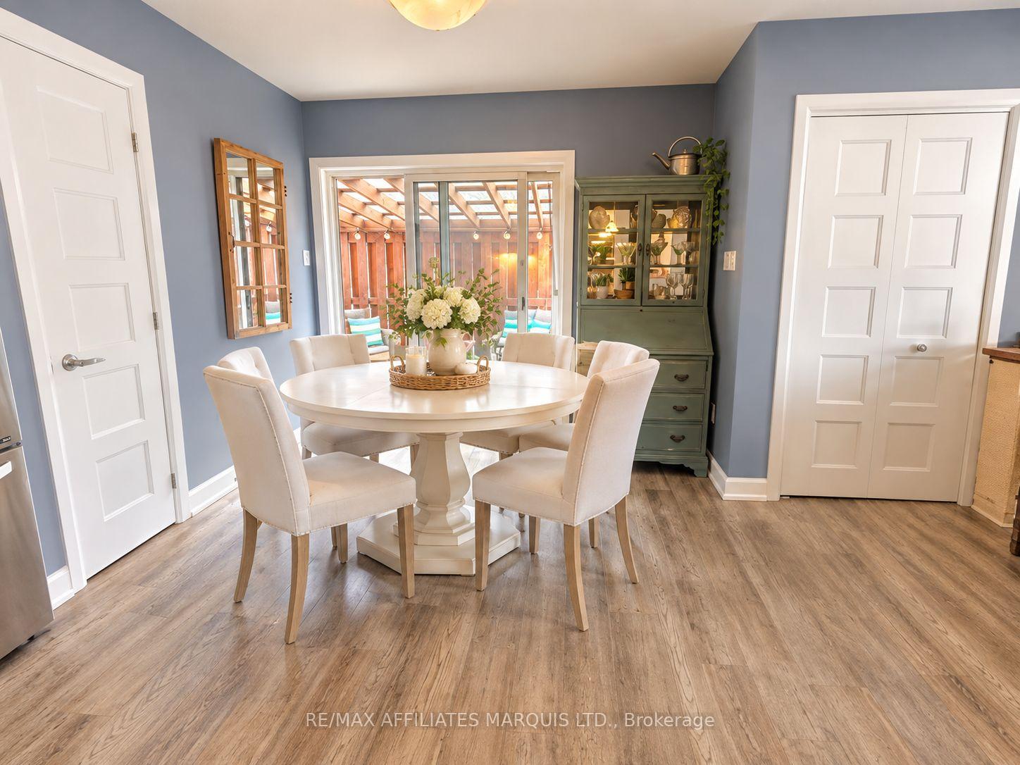 Photo 2 of 276 Bellwood Drive, Cornwall, Cornwall — HOMEH