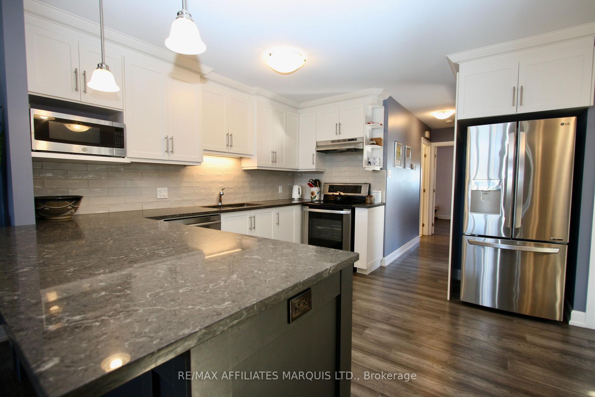 Photo 5 of 276 Bellwood Drive, Cornwall, Cornwall — HOMEH