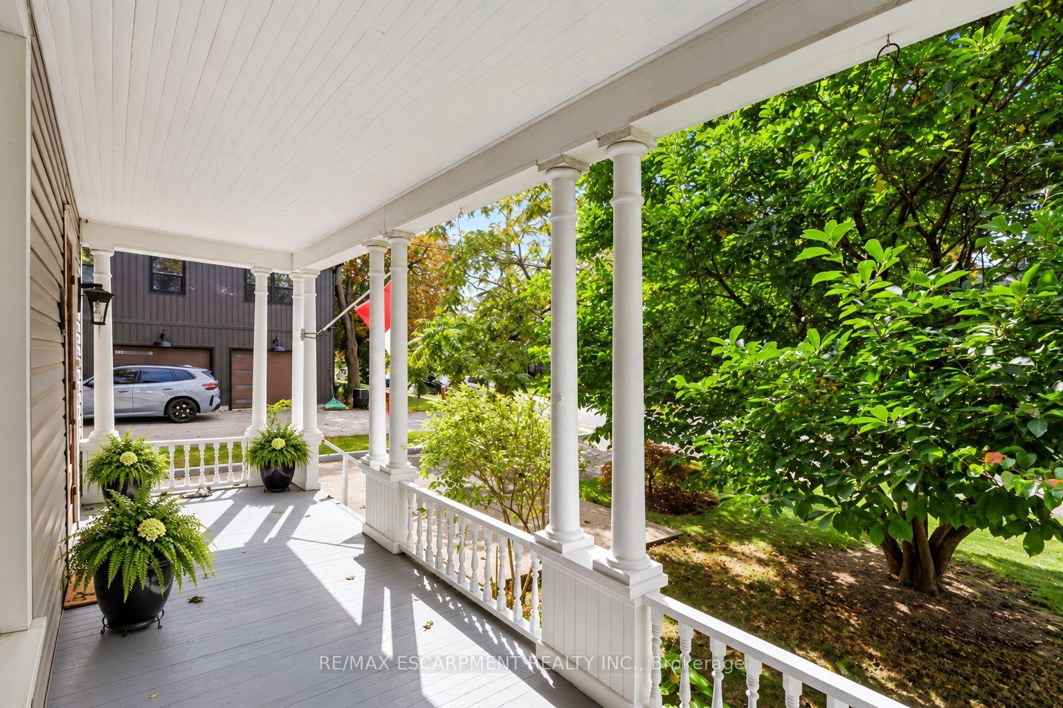 Photo 3 of 4245 William Street, Lincoln, Beamsville — HOMEH