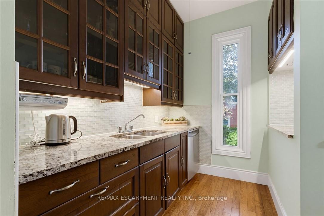 Photo 10 of 4245 William Street, Lincoln, Beamsville — HOMEH