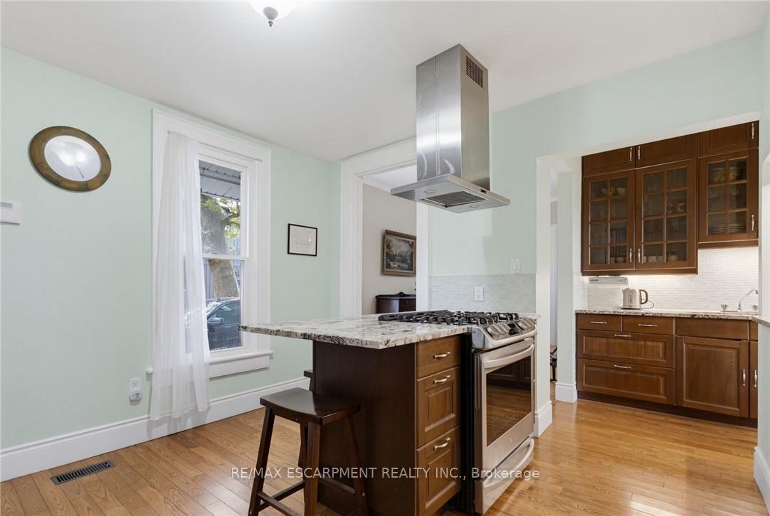 Photo 12 of 4245 William Street, Lincoln, Beamsville — HOMEH