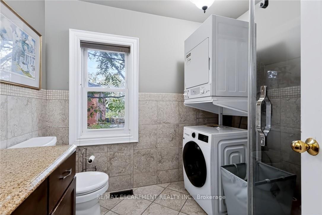 Photo 21 of 4245 William Street, Lincoln, Beamsville — HOMEH