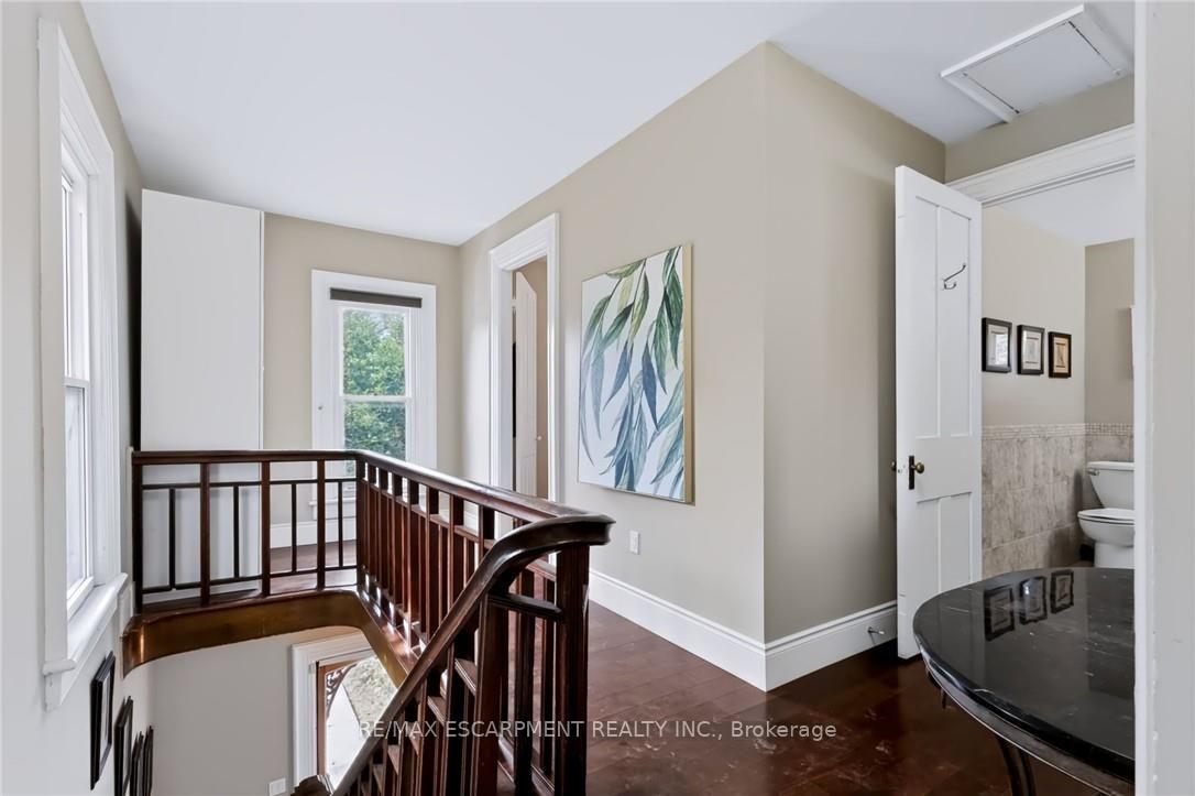 Photo 24 of 4245 William Street, Lincoln, Beamsville — HOMEH