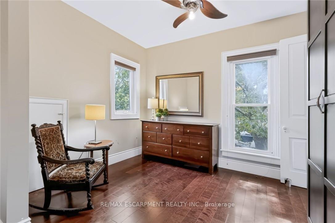 Photo 32 of 4245 William Street, Lincoln, Beamsville — HOMEH