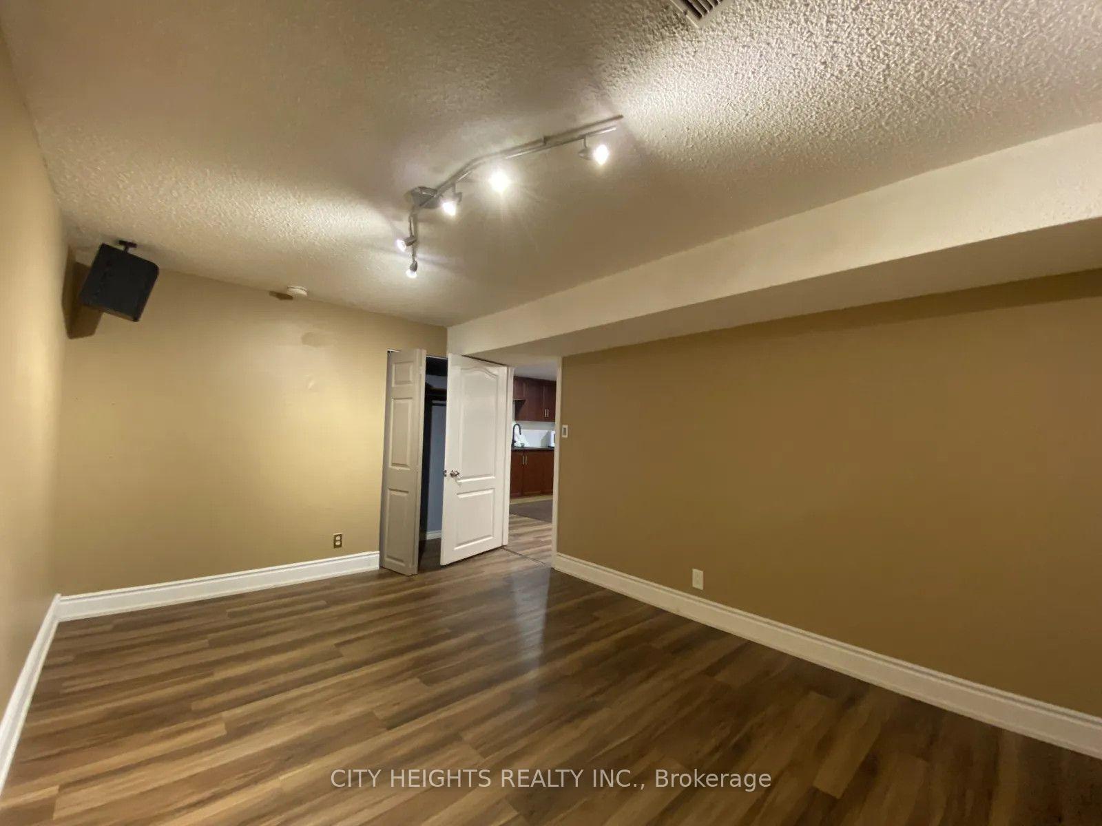 Photo 12 of 53 Goldring Drive, Whitby, Lynde Creek — HOMEH