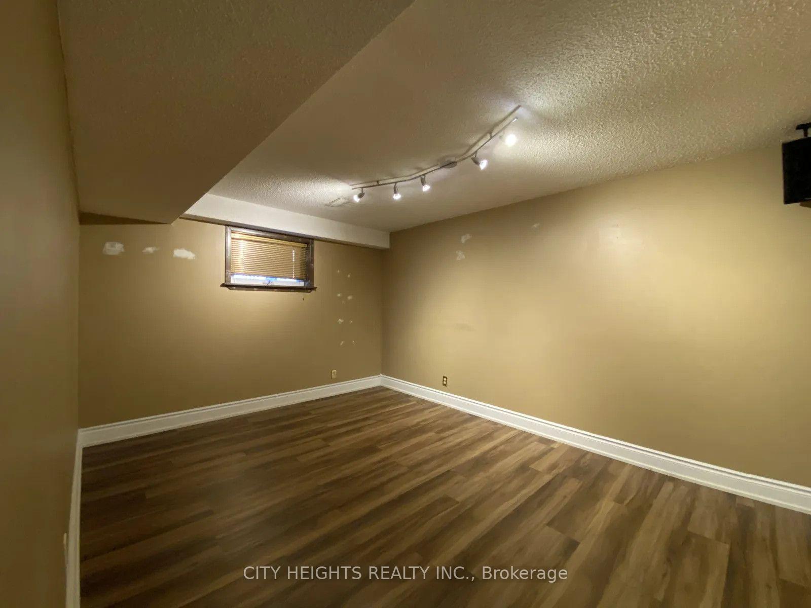 Photo 35 of 53 Goldring Drive, Whitby, Lynde Creek — HOMEH