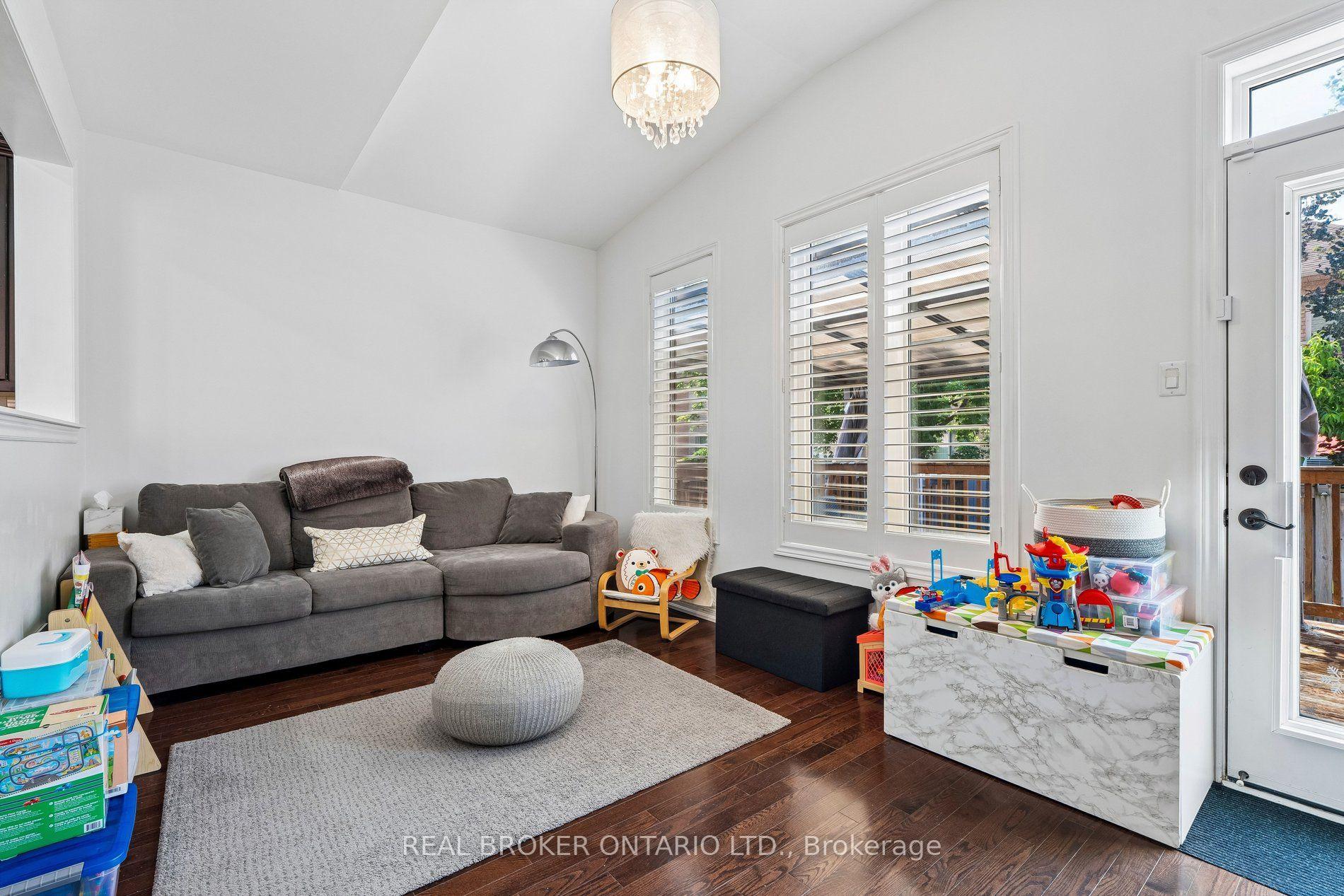 Photo 22 of 57 Ostrovsky Road, Vaughan, Vellore Village — HOMEH