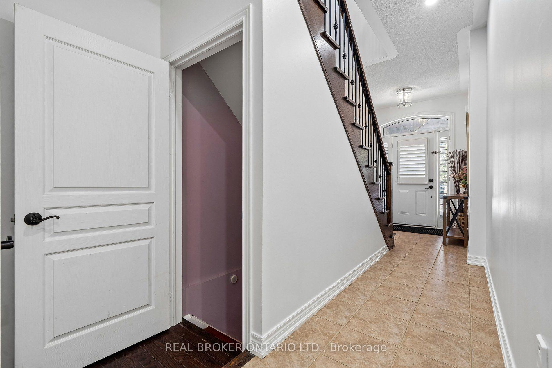 Photo 39 of 57 Ostrovsky Road, Vaughan, Vellore Village — HOMEH