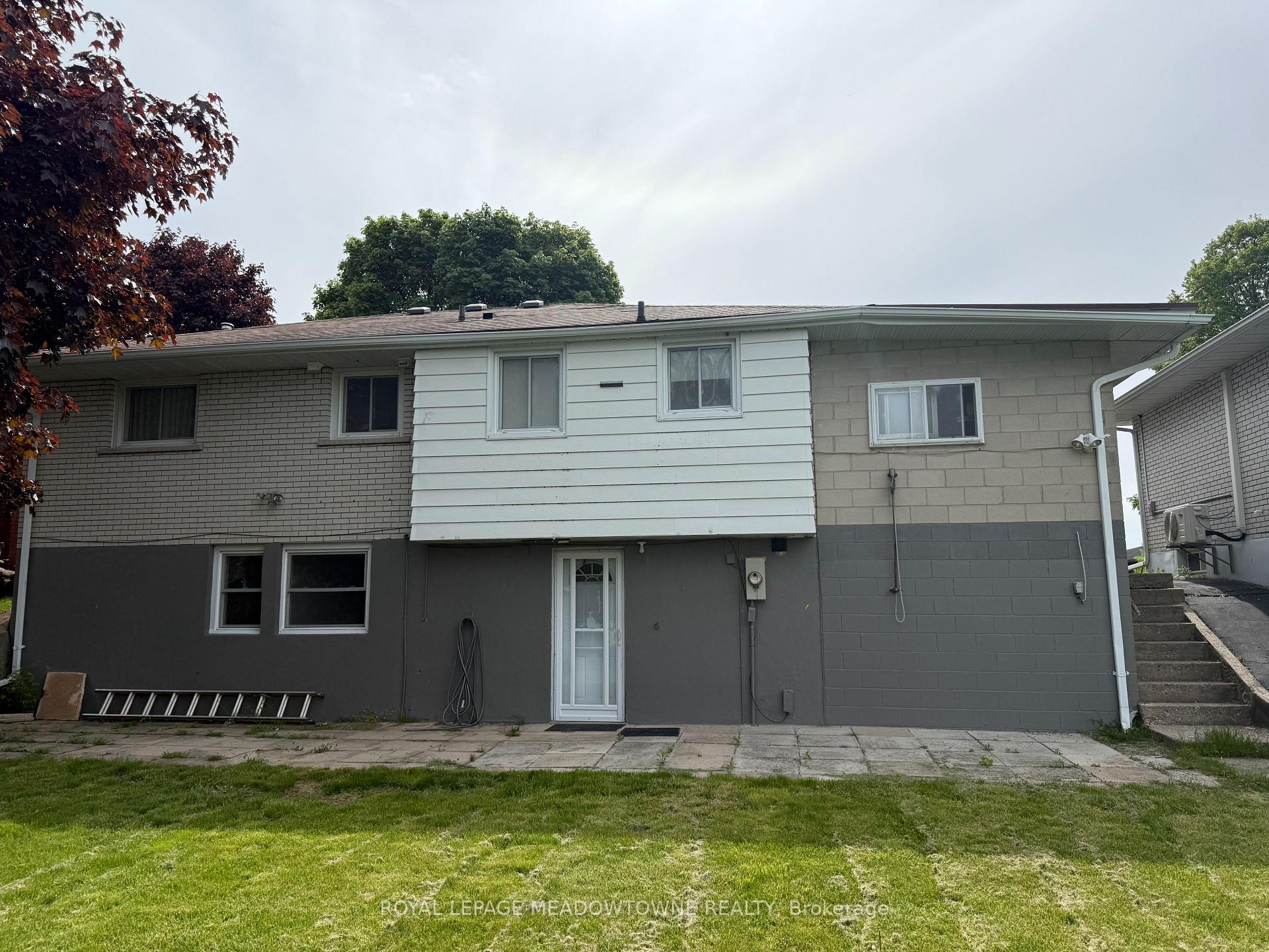 Photo 2 of Unit Lower, 44 Lauris Avenue E, Cambridge, Alison — HOMEH