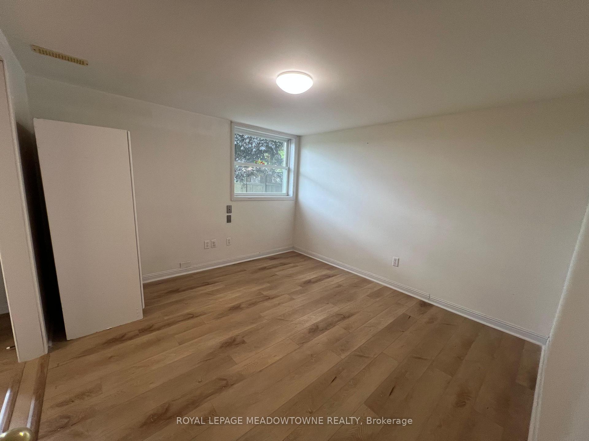 Photo 19 of Unit Lower, 44 Lauris Avenue E, Cambridge, Alison — HOMEH