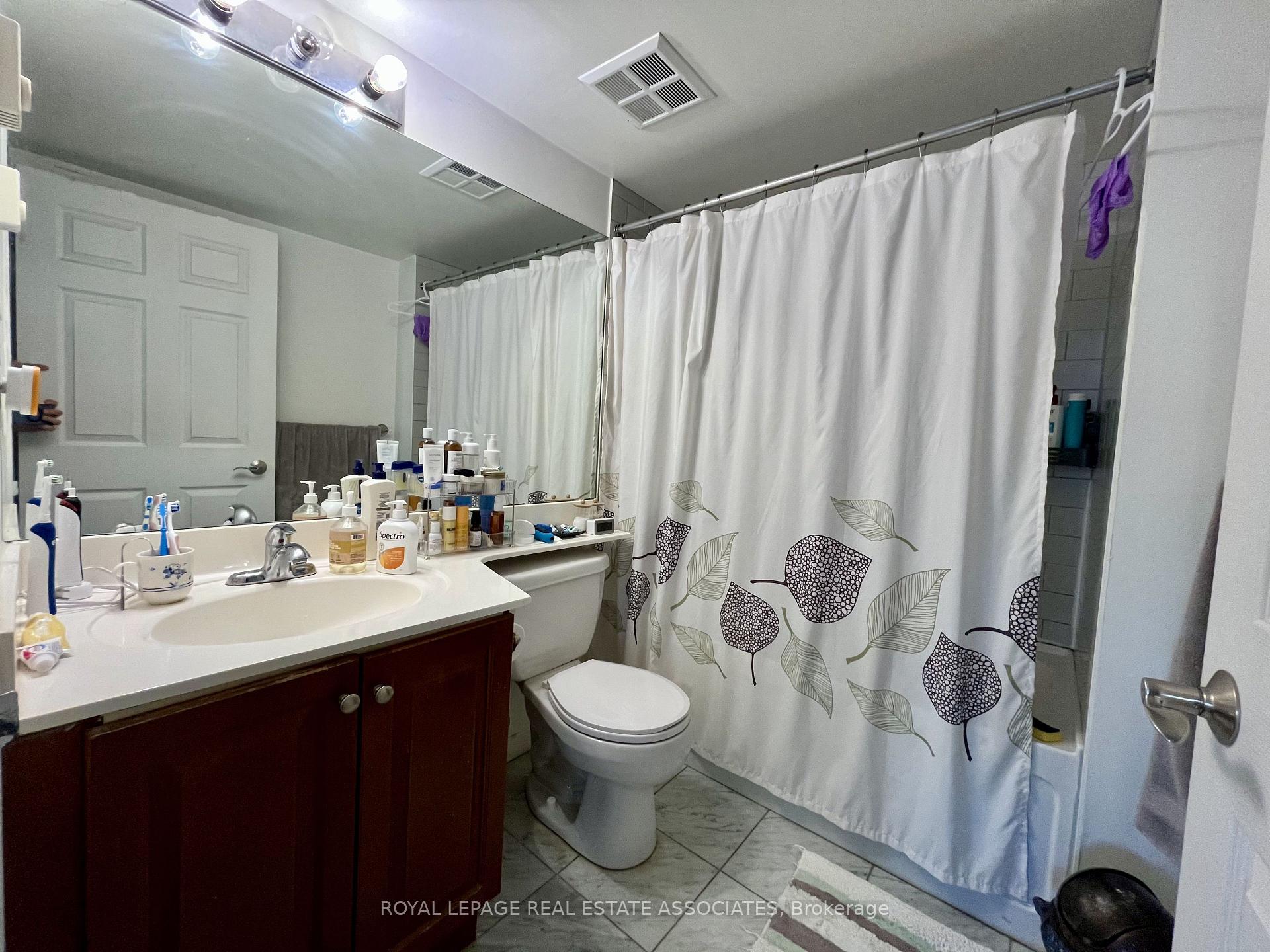 Photo 6 of Unit 604, 230 King Street E, Toronto, Moss Park — HOMEH
