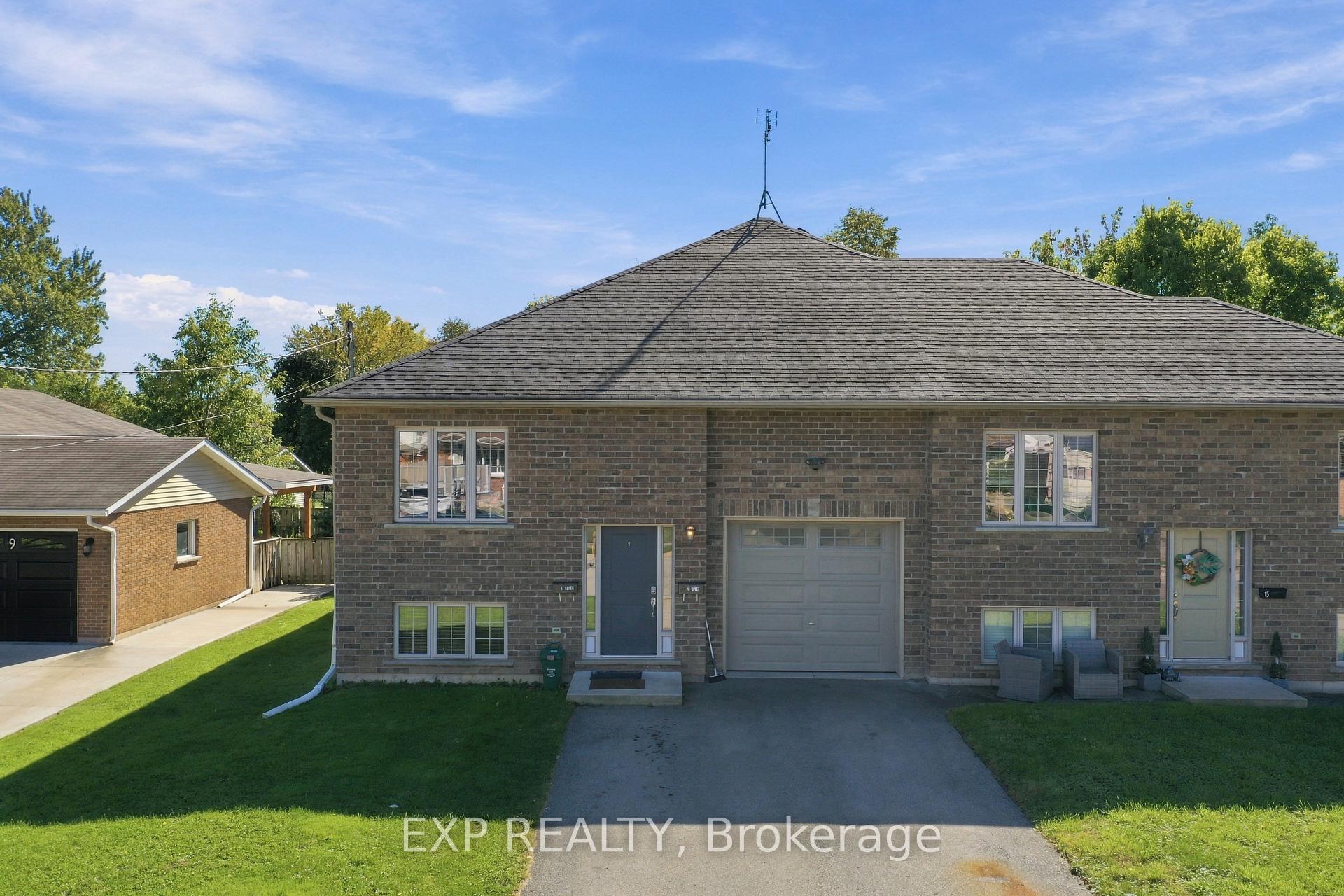 Photo 1 of 11 Donald Avenue, Welland, N. Welland — HOMEH