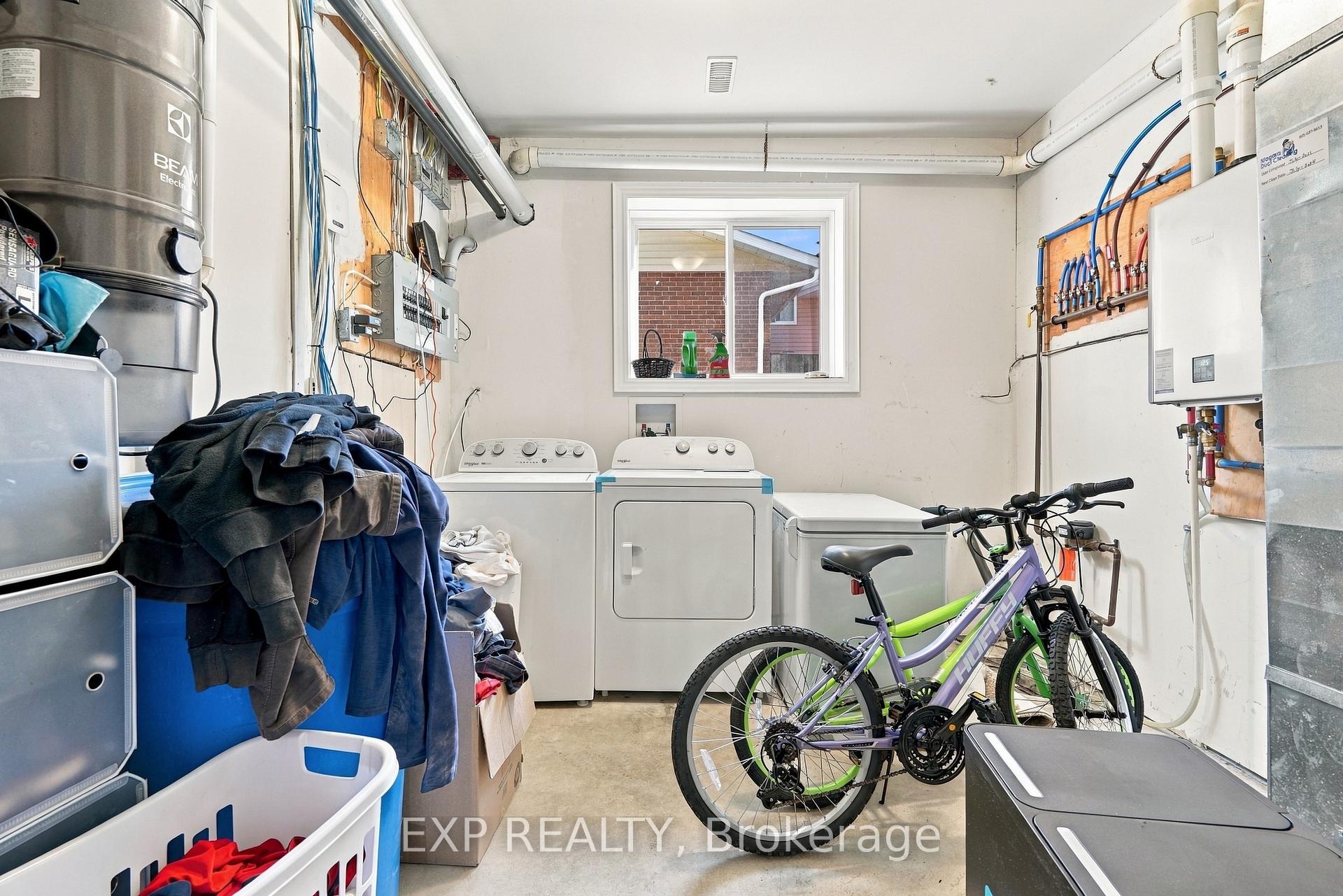 Photo 31 of 11 Donald Avenue, Welland, N. Welland — HOMEH