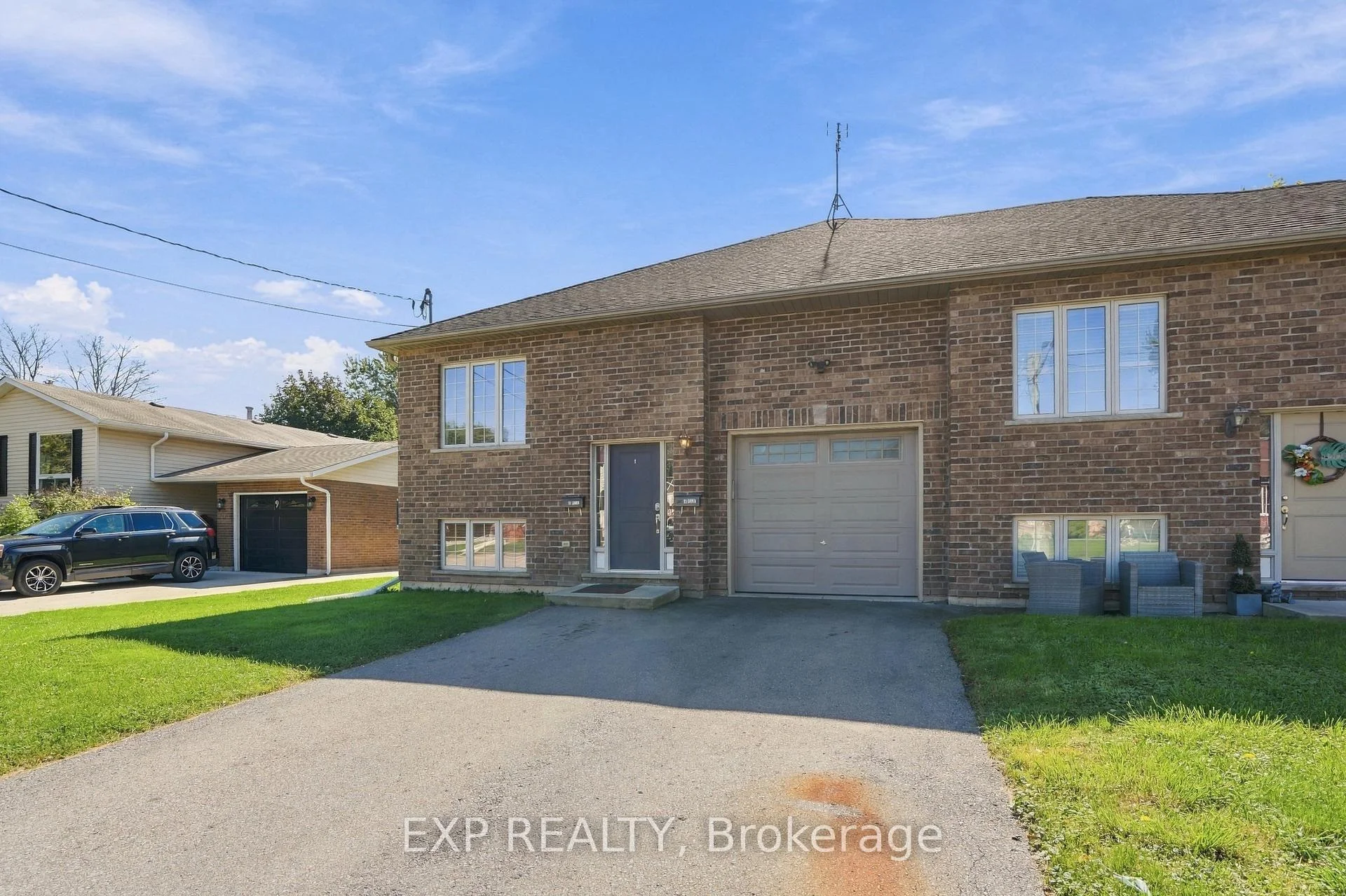 Photo 51 of 11 Donald Avenue, Welland, N. Welland — HOMEH