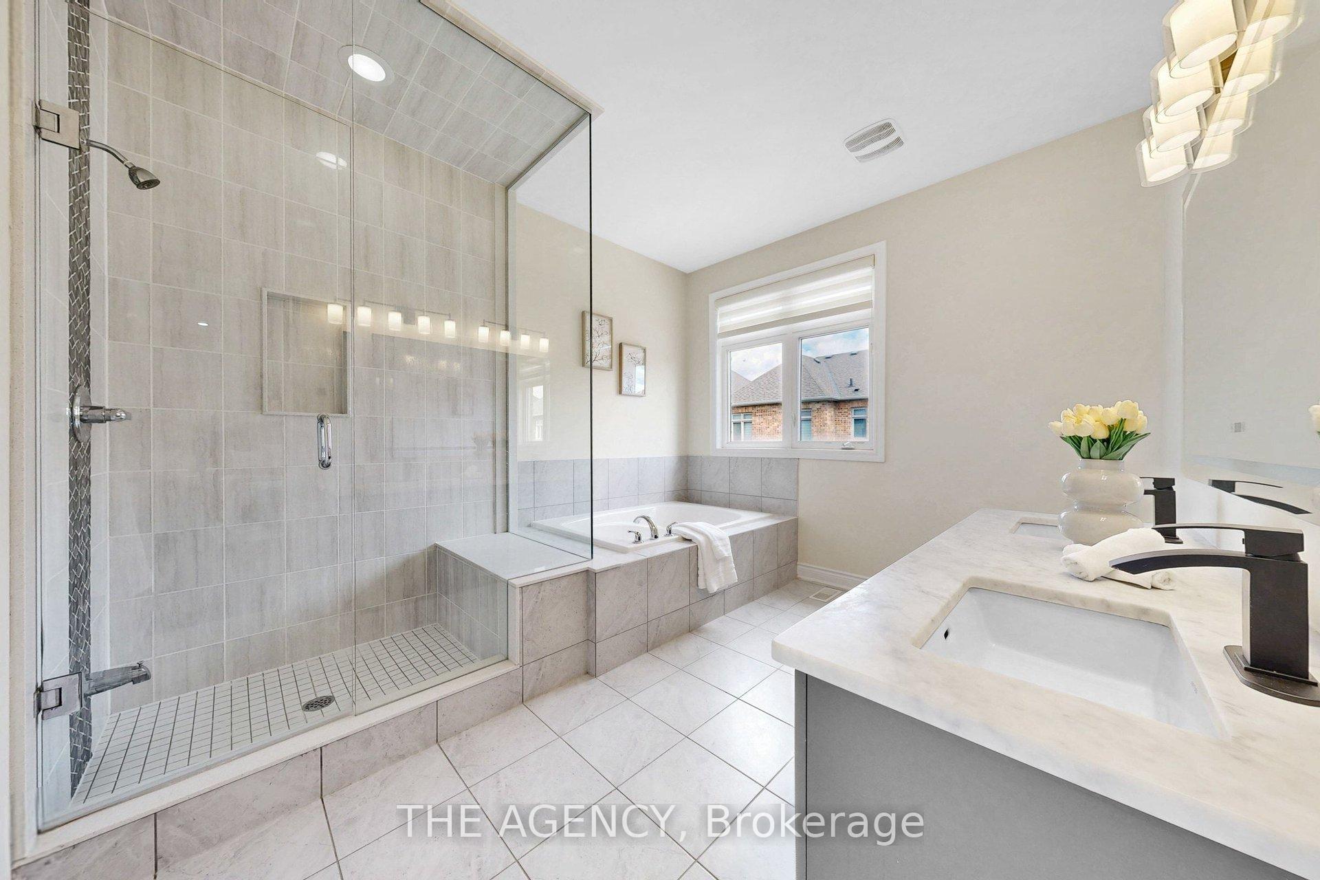 Photo 20 of 53 Elysian Fields Circle, Brampton, Bram West — HOMEH
