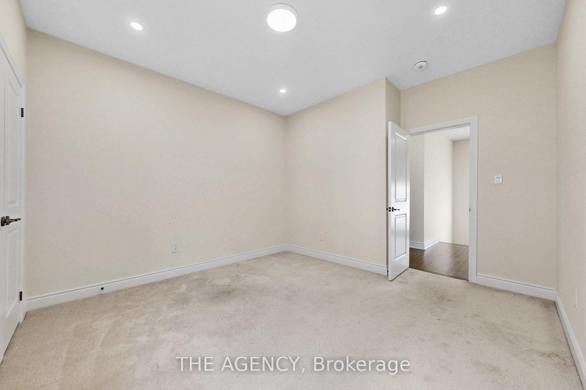Photo 23 of 53 Elysian Fields Circle, Brampton, Bram West — HOMEH