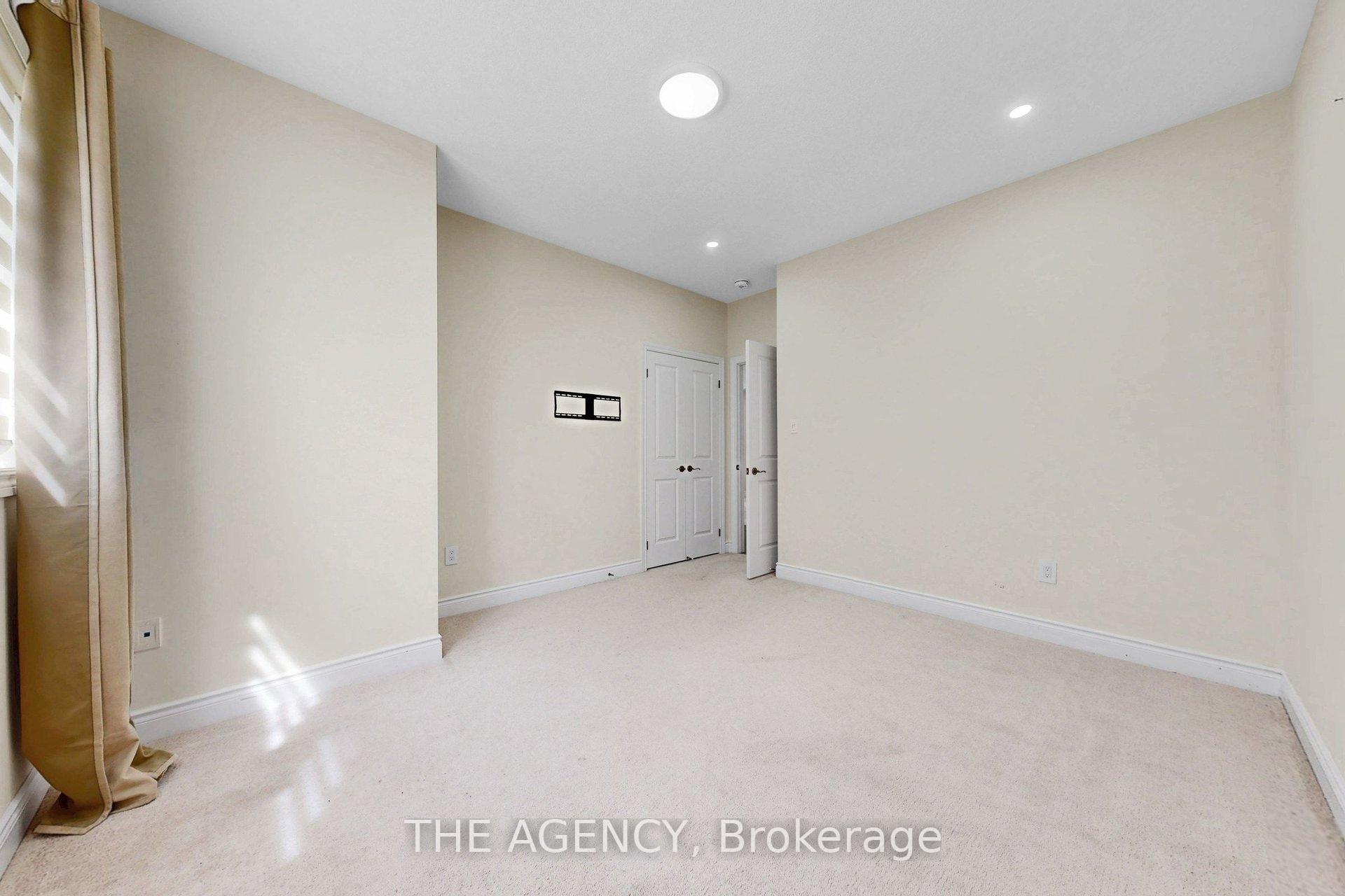 Photo 32 of 53 Elysian Fields Circle, Brampton, Bram West — HOMEH