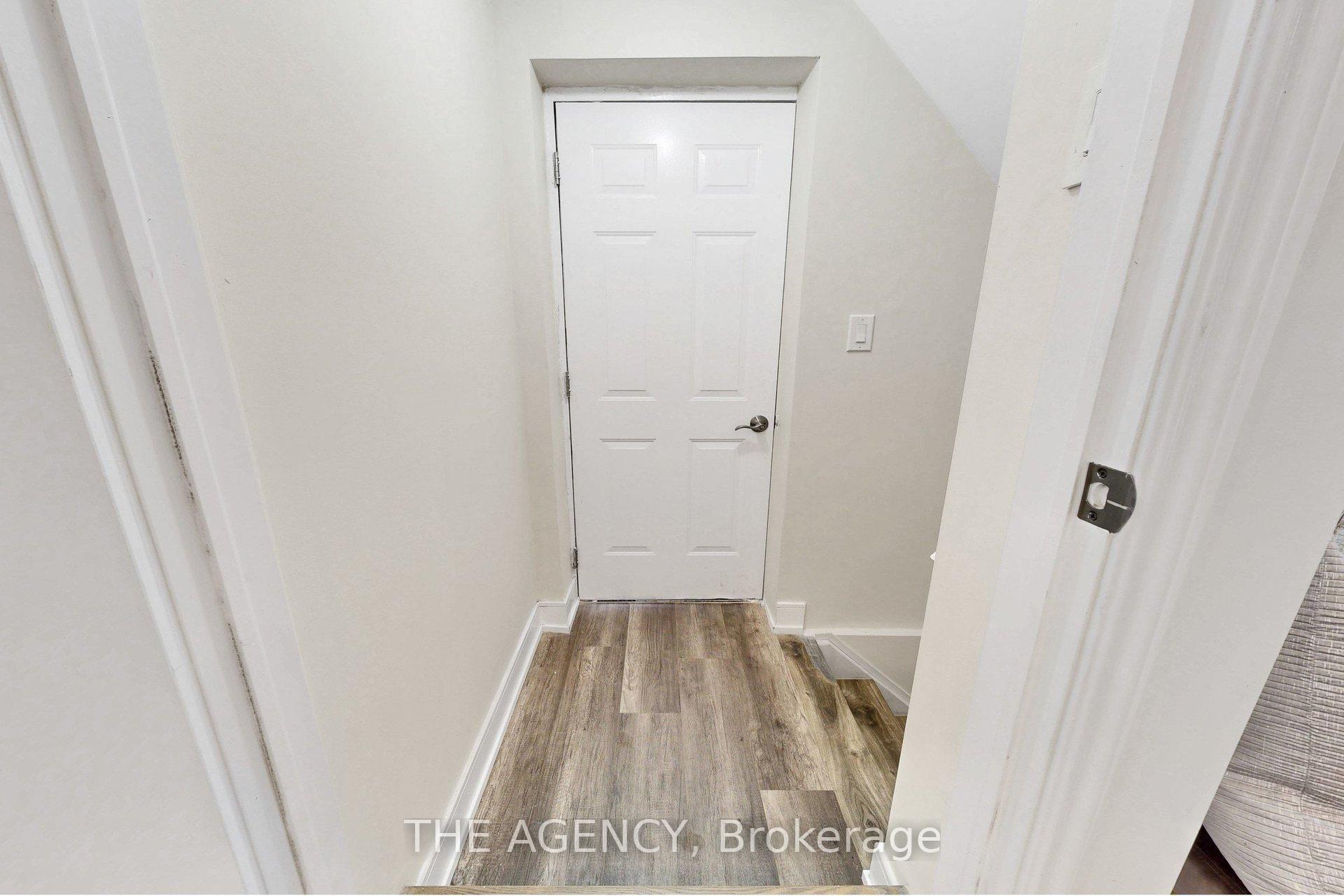 Photo 36 of 53 Elysian Fields Circle, Brampton, Bram West — HOMEH