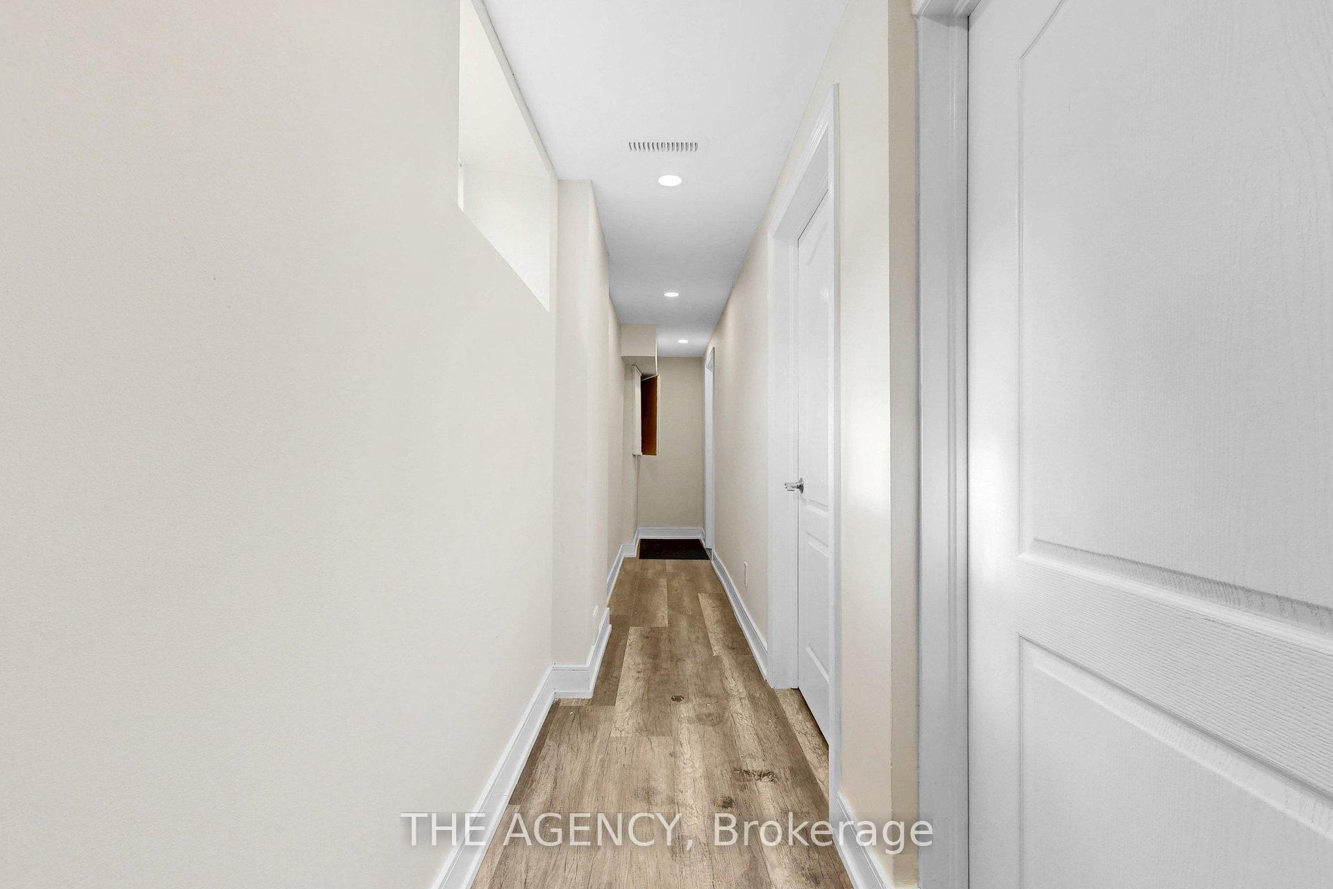 Photo 37 of 53 Elysian Fields Circle, Brampton, Bram West — HOMEH