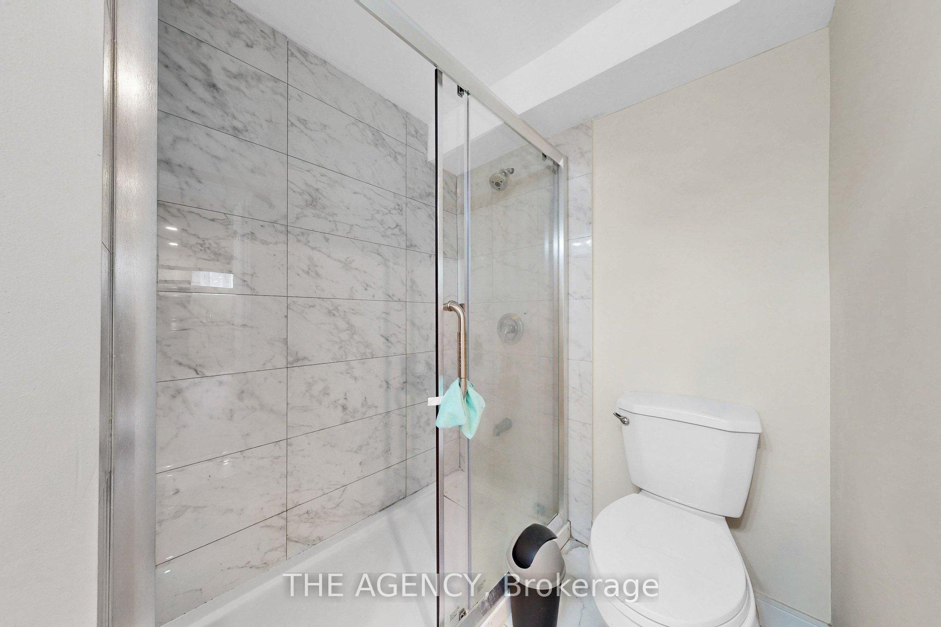 Photo 46 of 53 Elysian Fields Circle, Brampton, Bram West — HOMEH