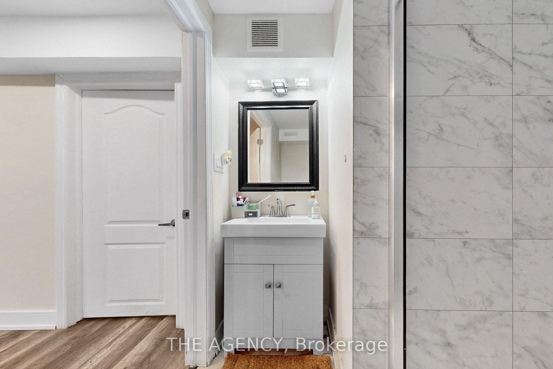 Photo 47 of 53 Elysian Fields Circle, Brampton, Bram West — HOMEH