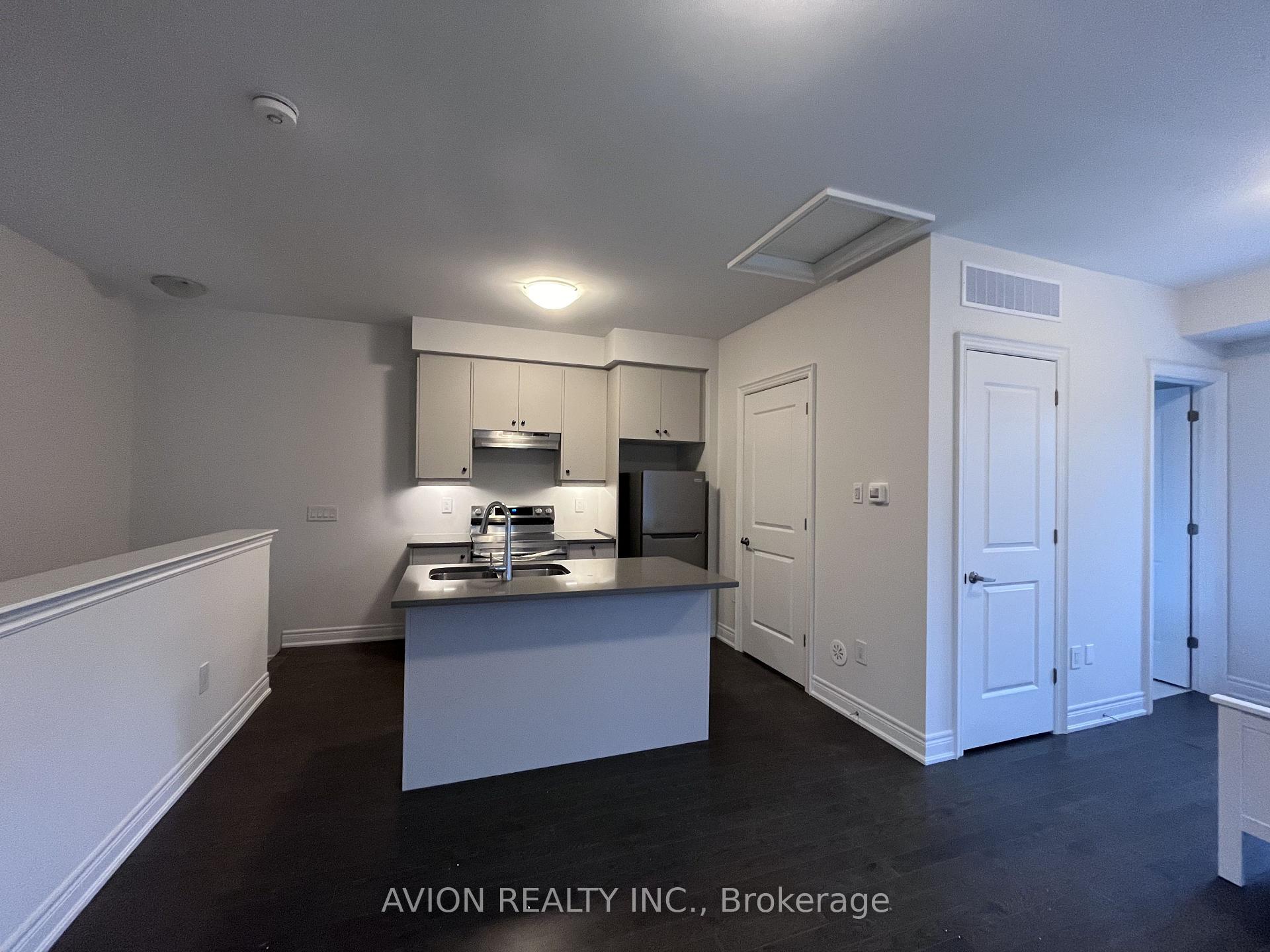Photo 3 of Unit coach, 6 Fred Lablanc Drive, Markham, Cornell — HOMEH