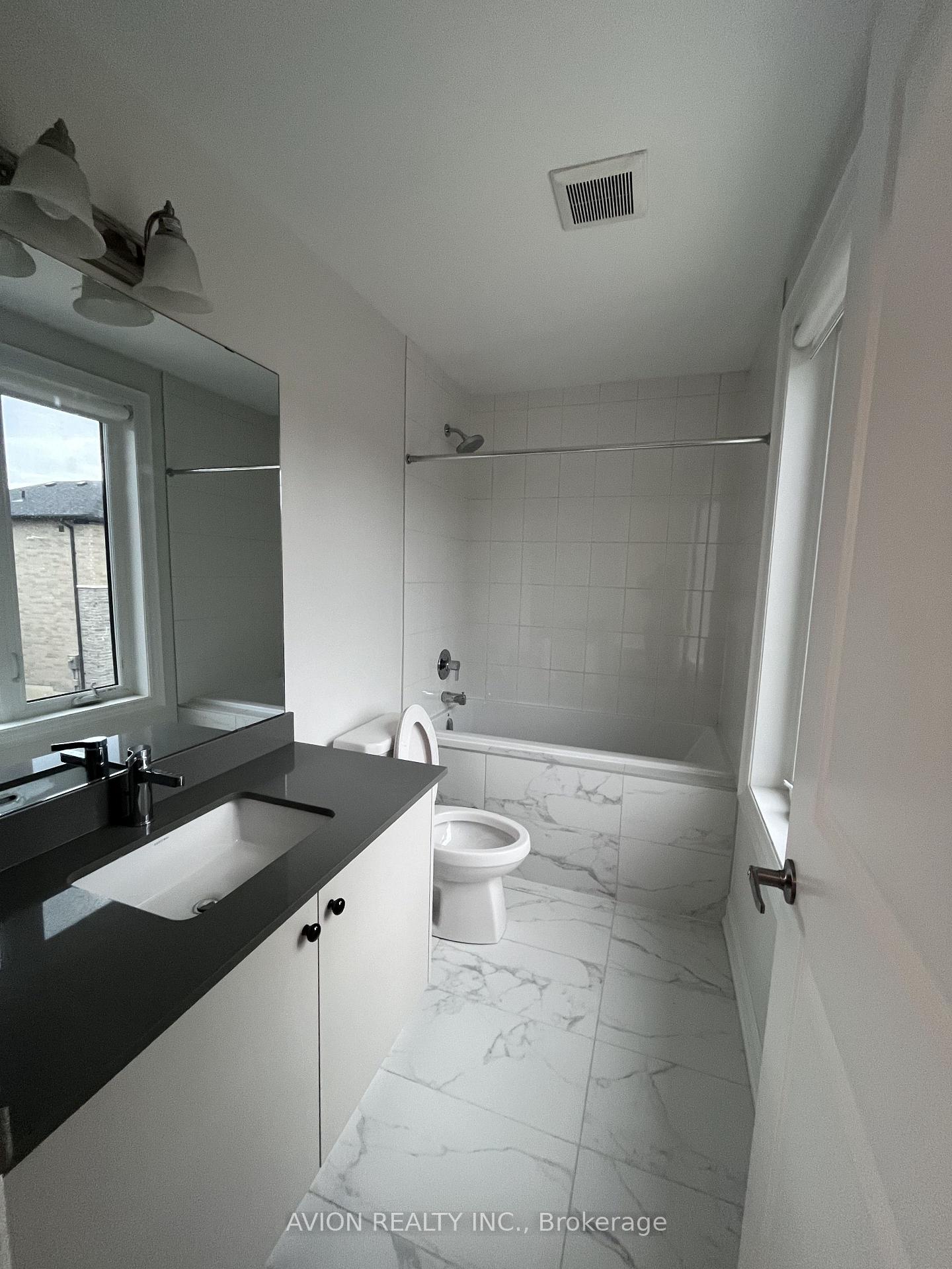 Photo 6 of Unit coach, 6 Fred Lablanc Drive, Markham, Cornell — HOMEH