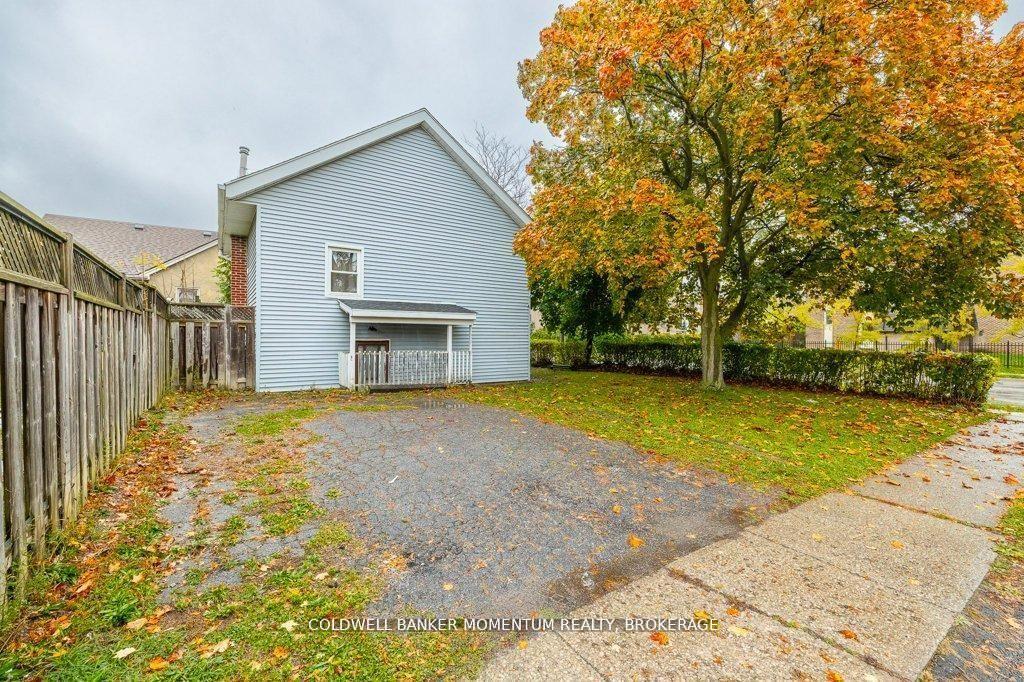 Photo 4 of 44 Rykert Street, St. Catharines, Western Hill — HOMEH