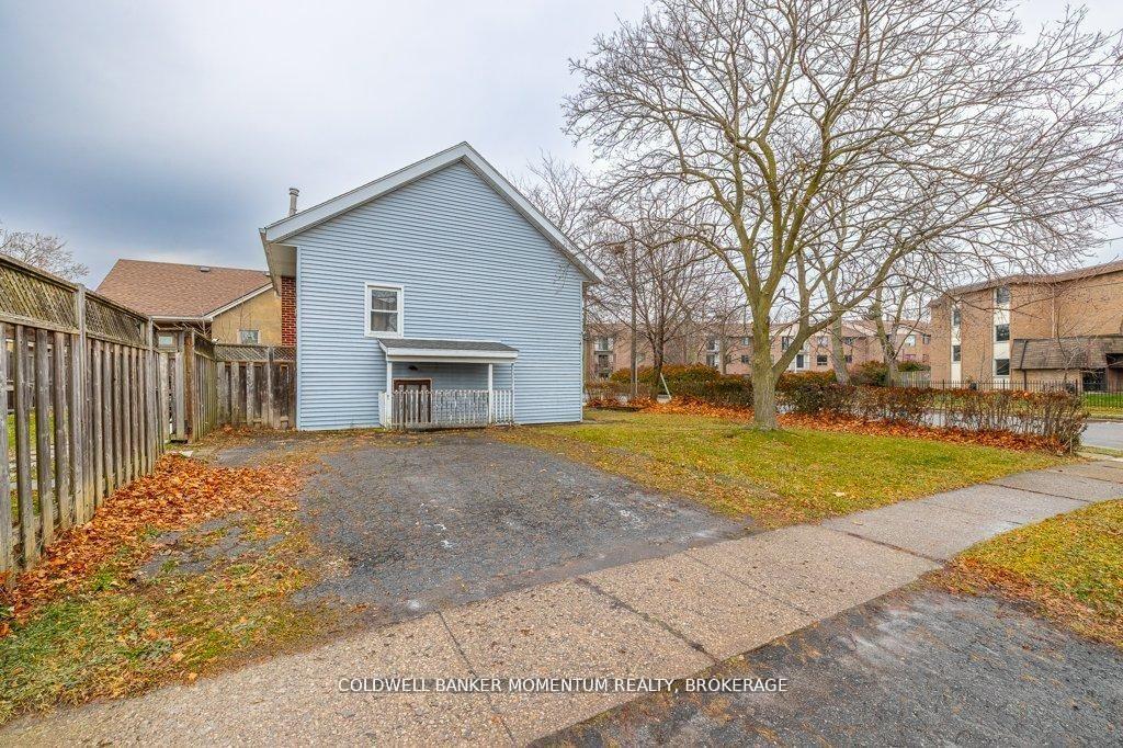 Photo 26 of 44 Rykert Street, St. Catharines, Western Hill — HOMEH