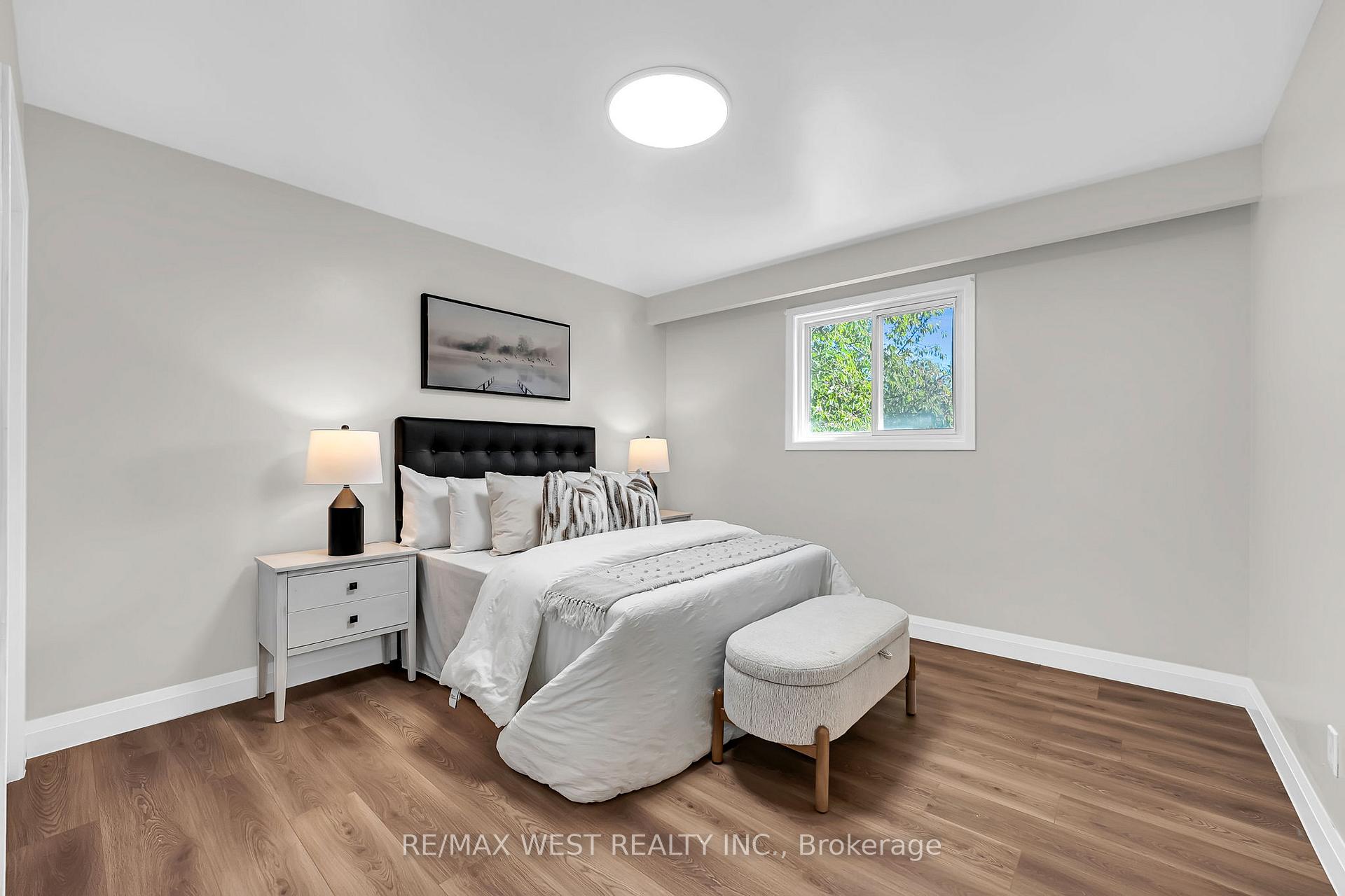 Photo 14 of 67 Burncrest Drive, Toronto, Bedford Park-Nortown — HOMEH