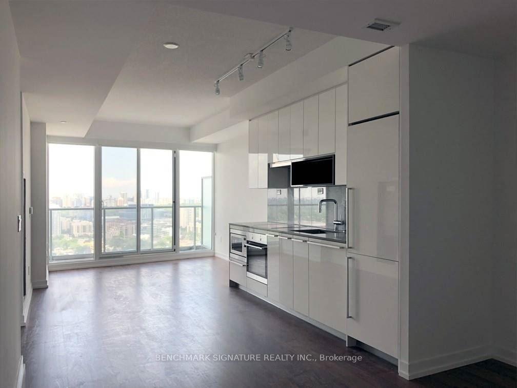 Photo 7 of Unit 3801, 115 McMahon Drive, North York, Bayview Village — HOMEH