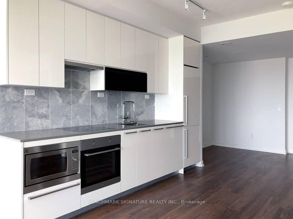 Photo 8 of Unit 3801, 115 McMahon Drive, North York, Bayview Village — HOMEH