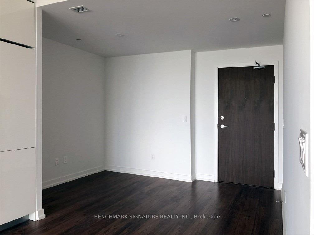 Photo 9 of Unit 3801, 115 McMahon Drive, North York, Bayview Village — HOMEH