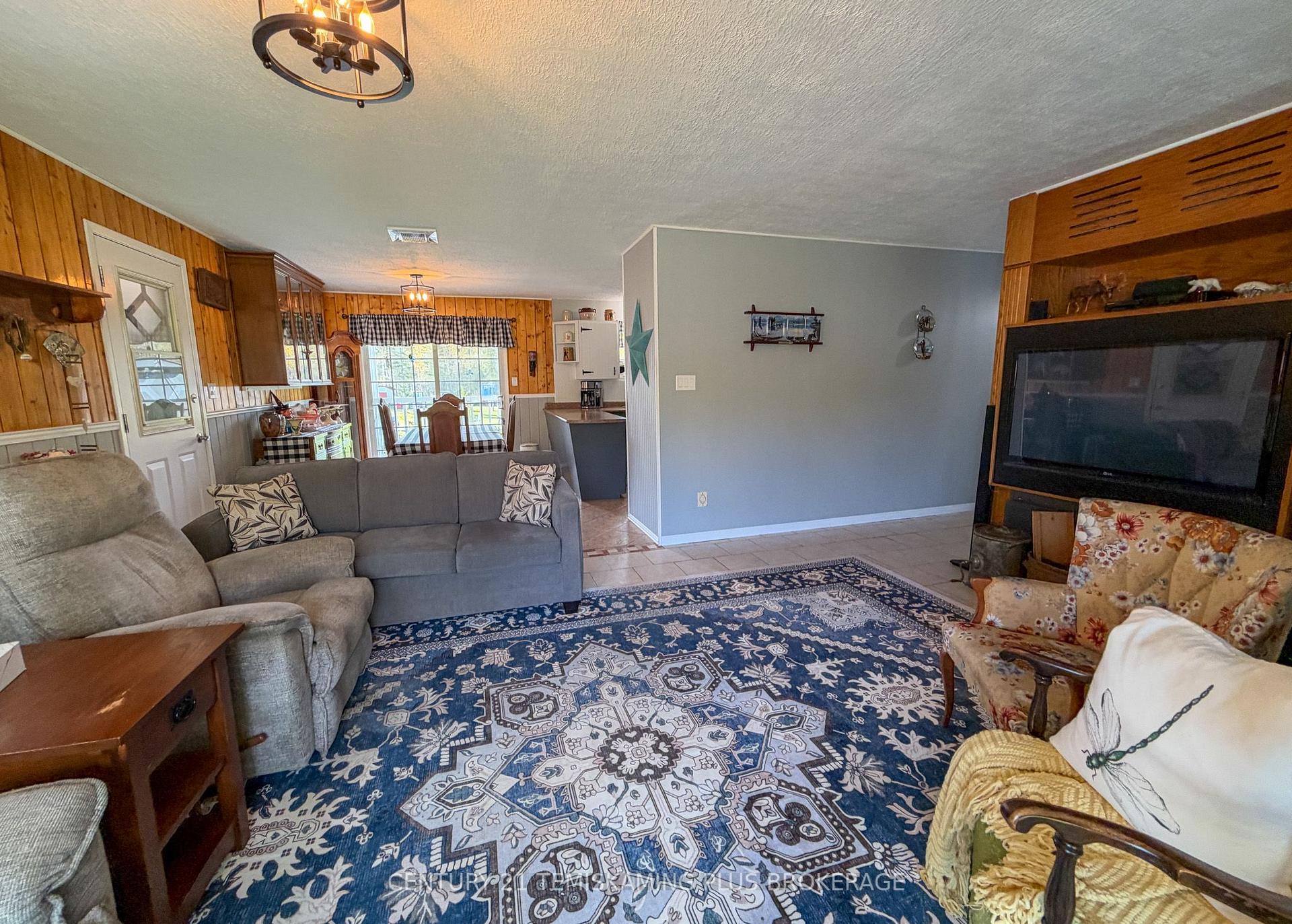 Photo 12 of 887726 Hwy 65 W, Timiskaming, TIM - Outside - Rural — HOMEH